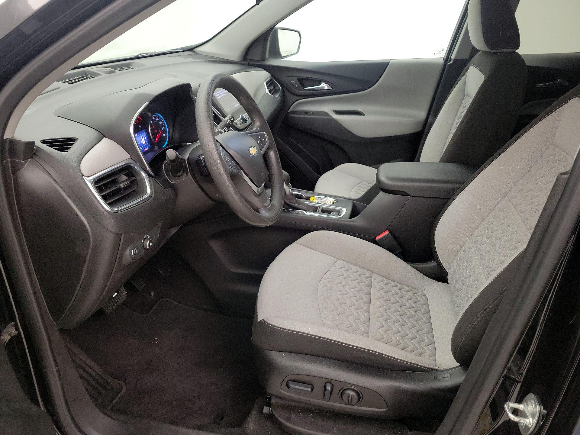 Thumbnail: 2023 Chevrolet Equinox - 11