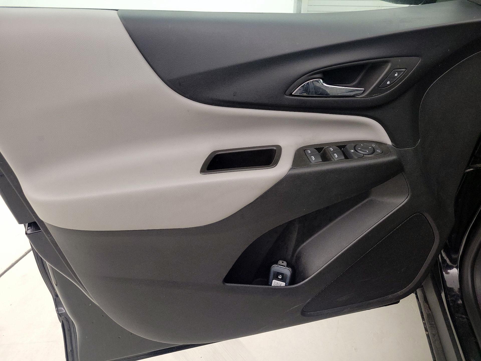 Thumbnail: 2023 Chevrolet Equinox - 12