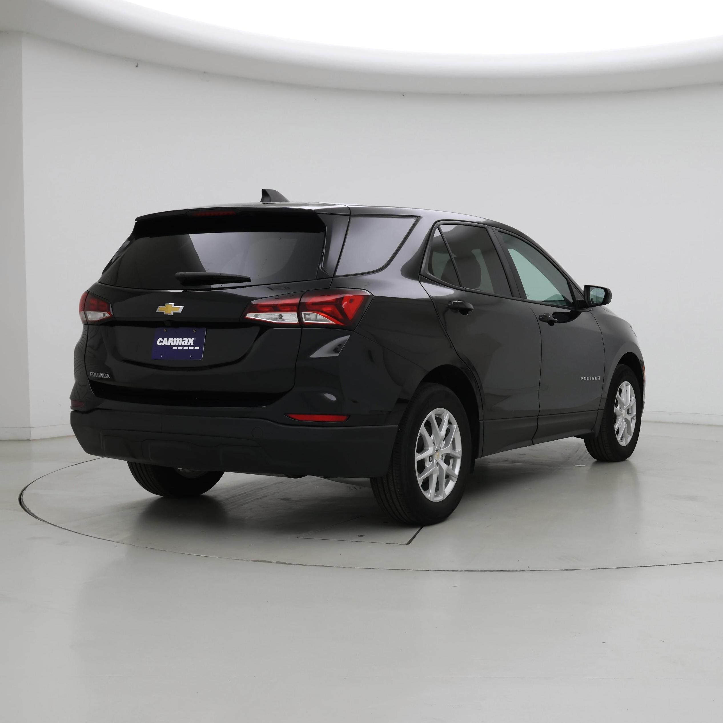 Thumbnail: 2023 Chevrolet Equinox - 8