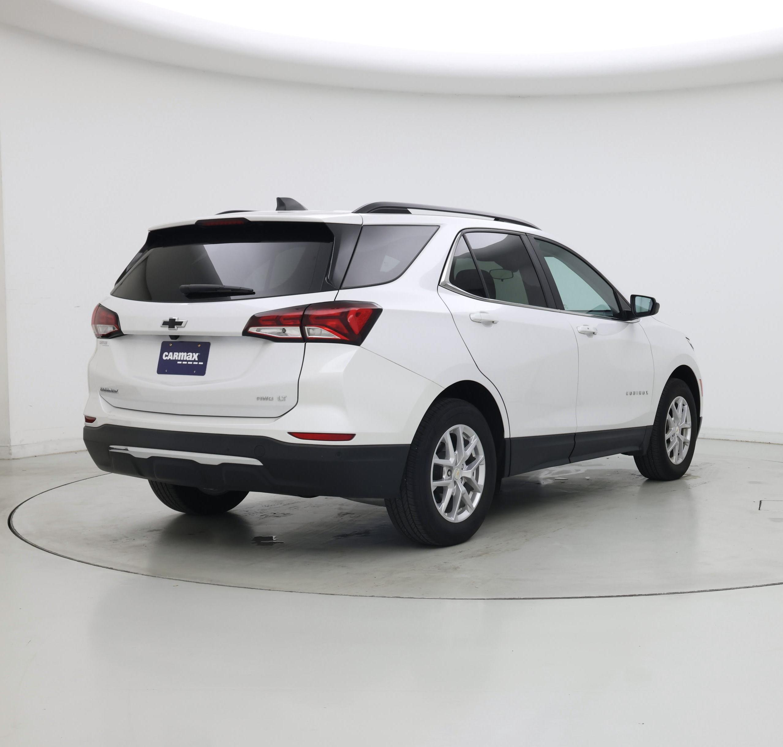 Thumbnail: 2022 Chevrolet Equinox - 8