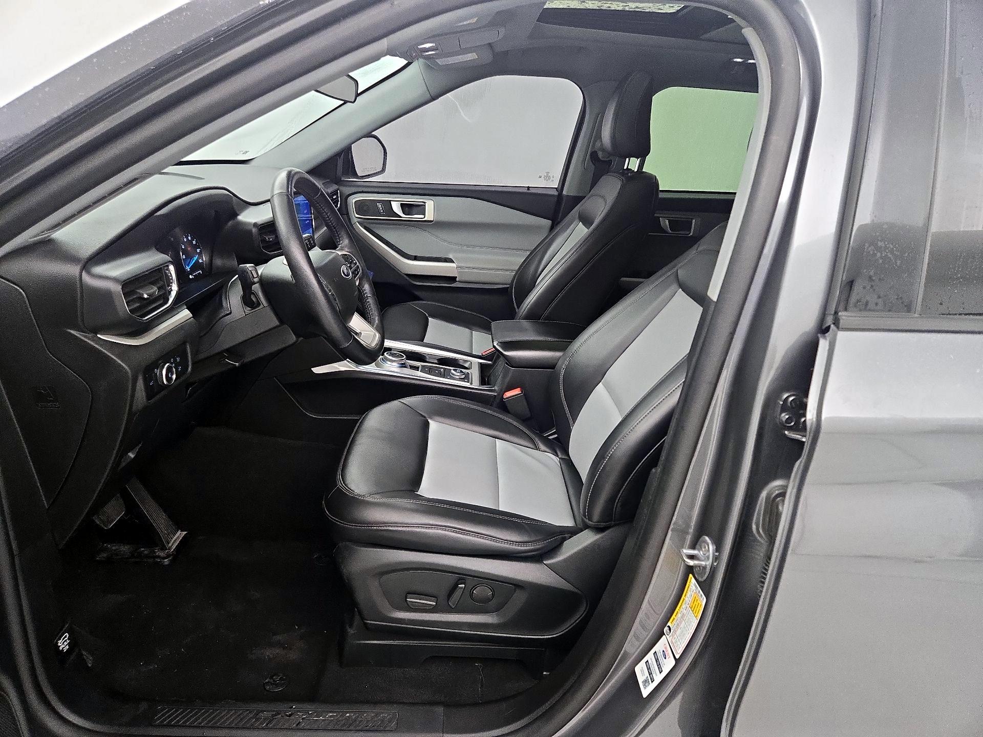 Thumbnail: 2023 Ford Explorer - 11