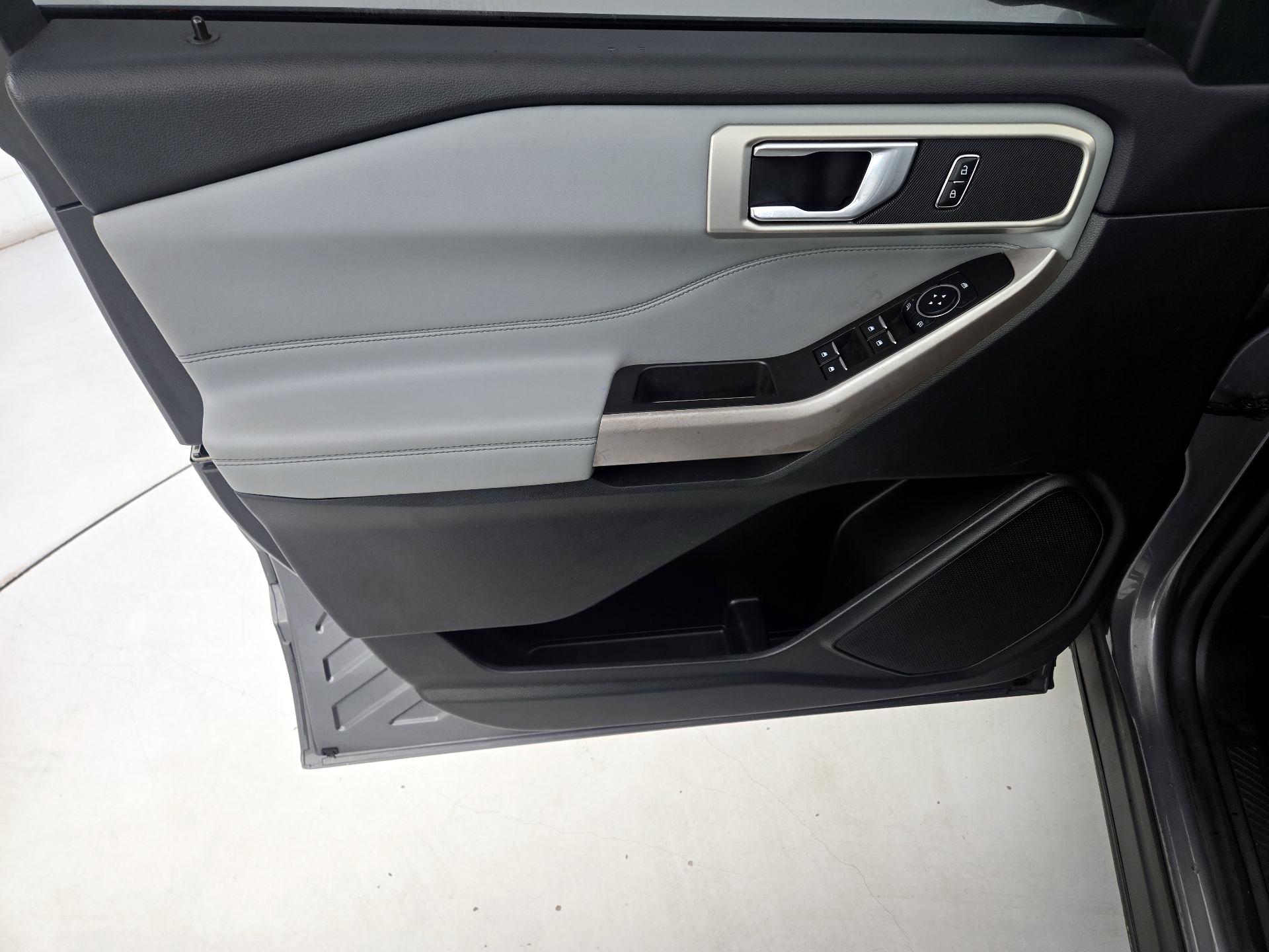 Thumbnail: 2023 Ford Explorer - 12