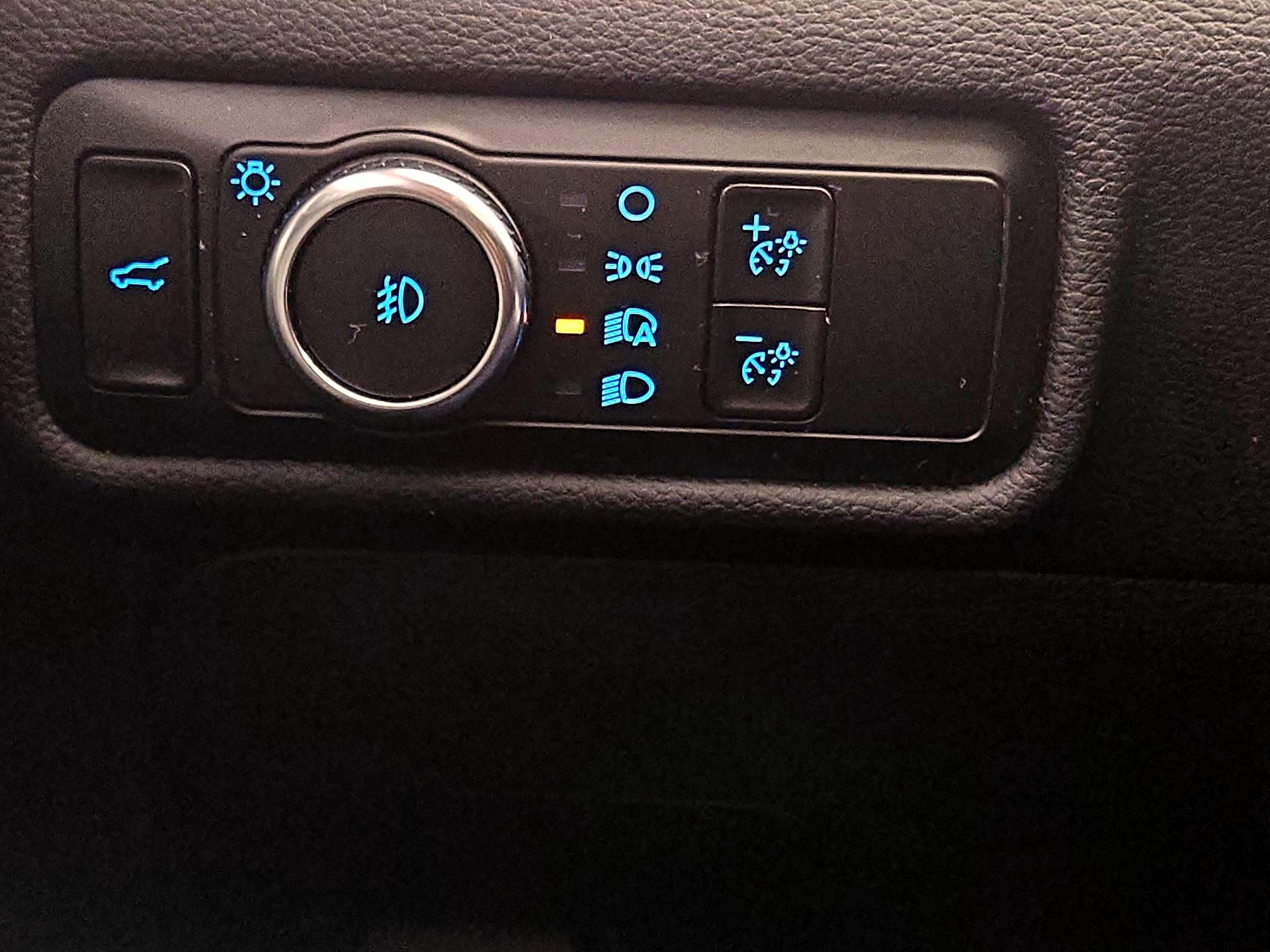 Thumbnail: 2023 Ford Explorer - 13