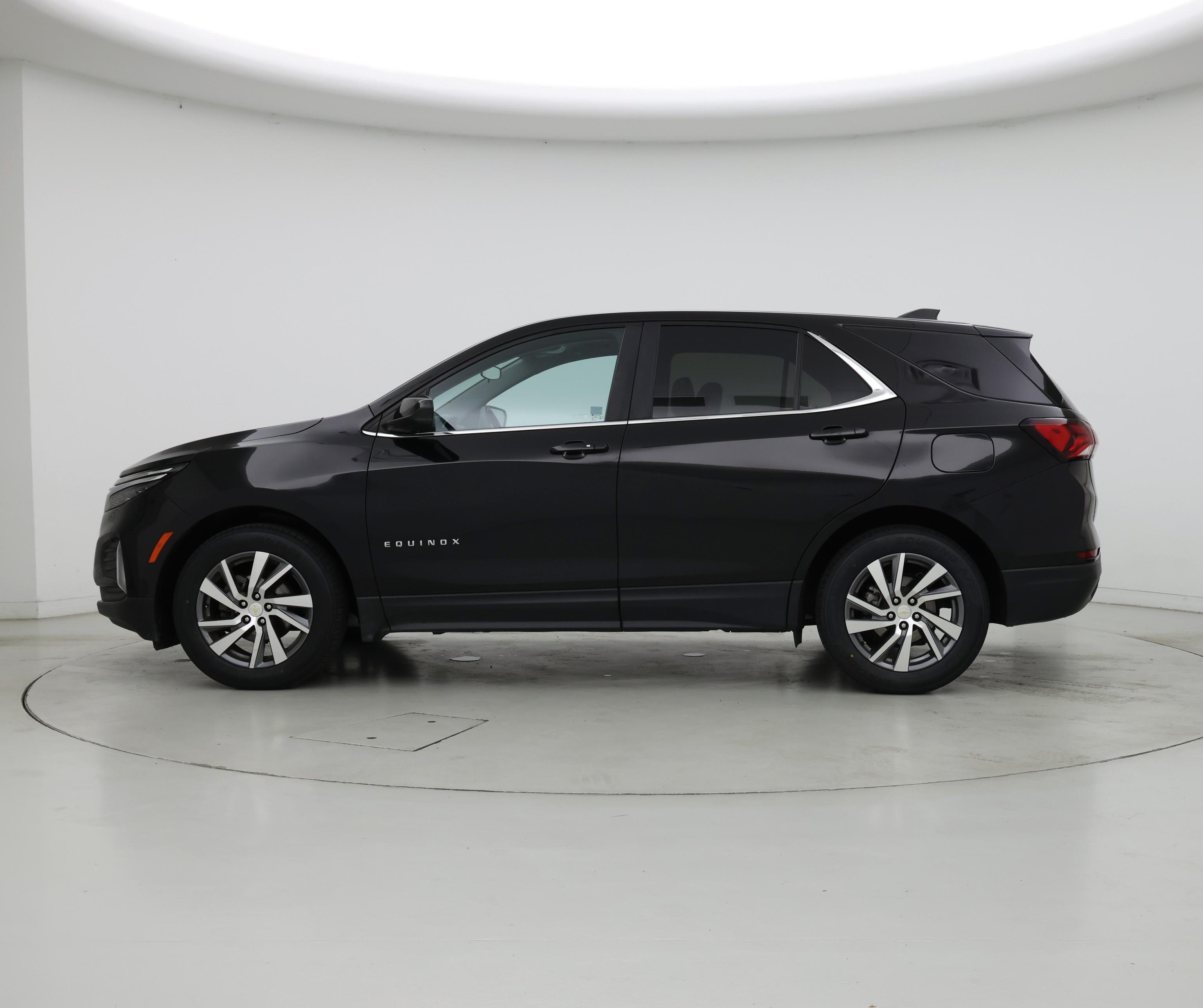 Thumbnail: 2022 Chevrolet Equinox - 3