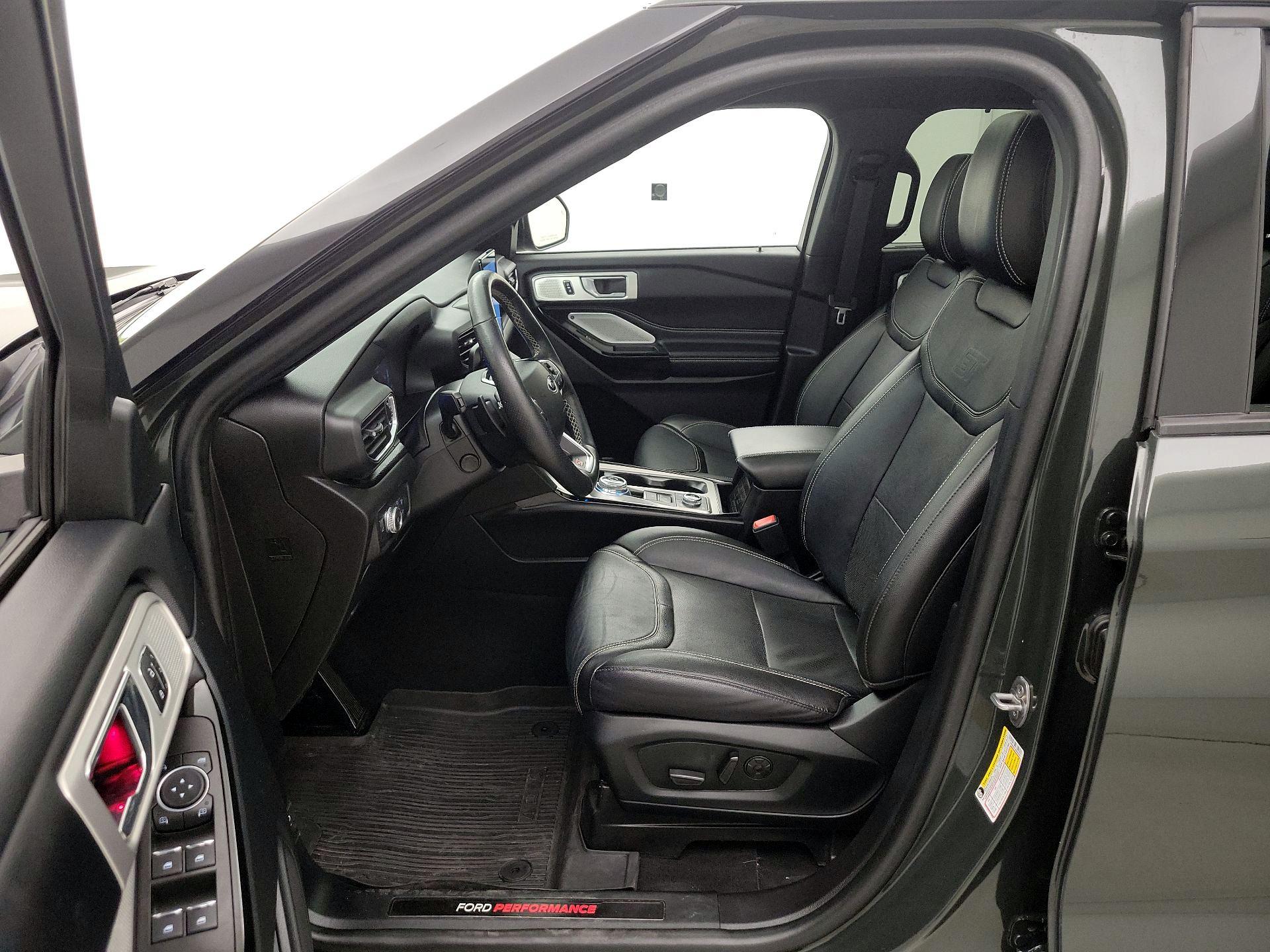 Thumbnail: 2022 Ford Explorer - 11