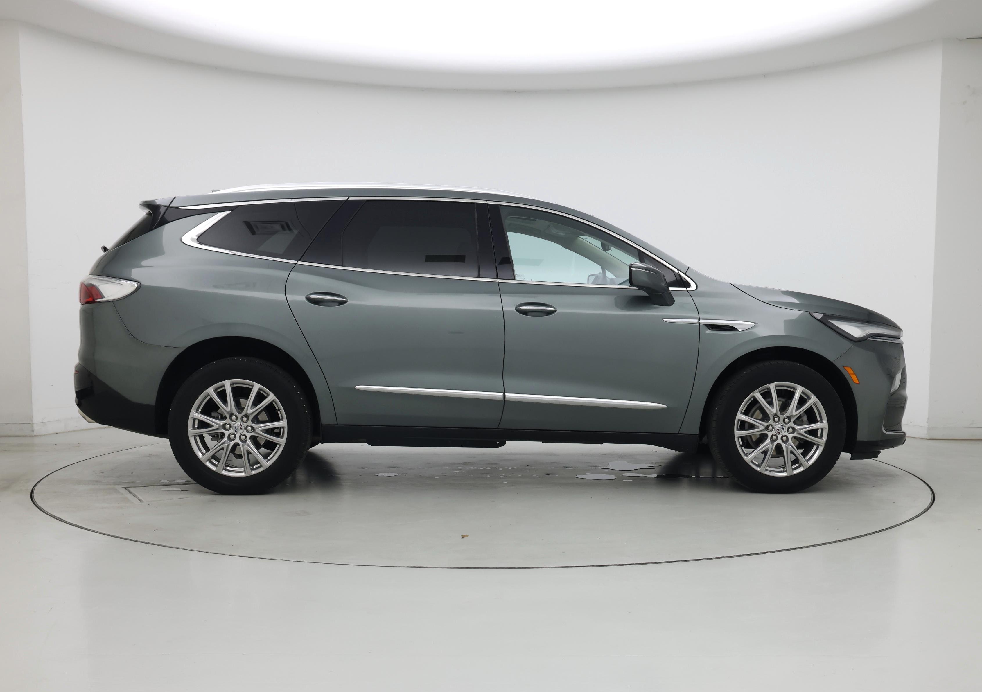 Thumbnail: 2023 Buick Enclave - 7