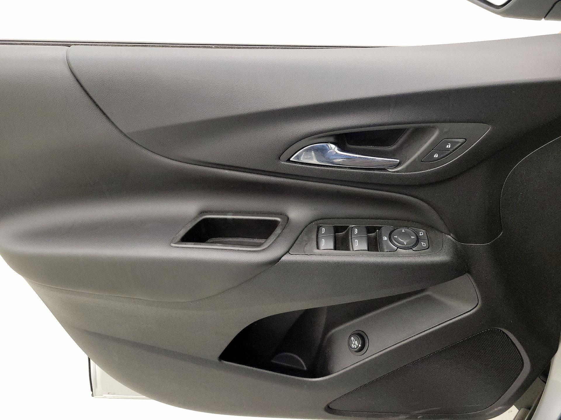 Thumbnail: 2022 Chevrolet Equinox - 12