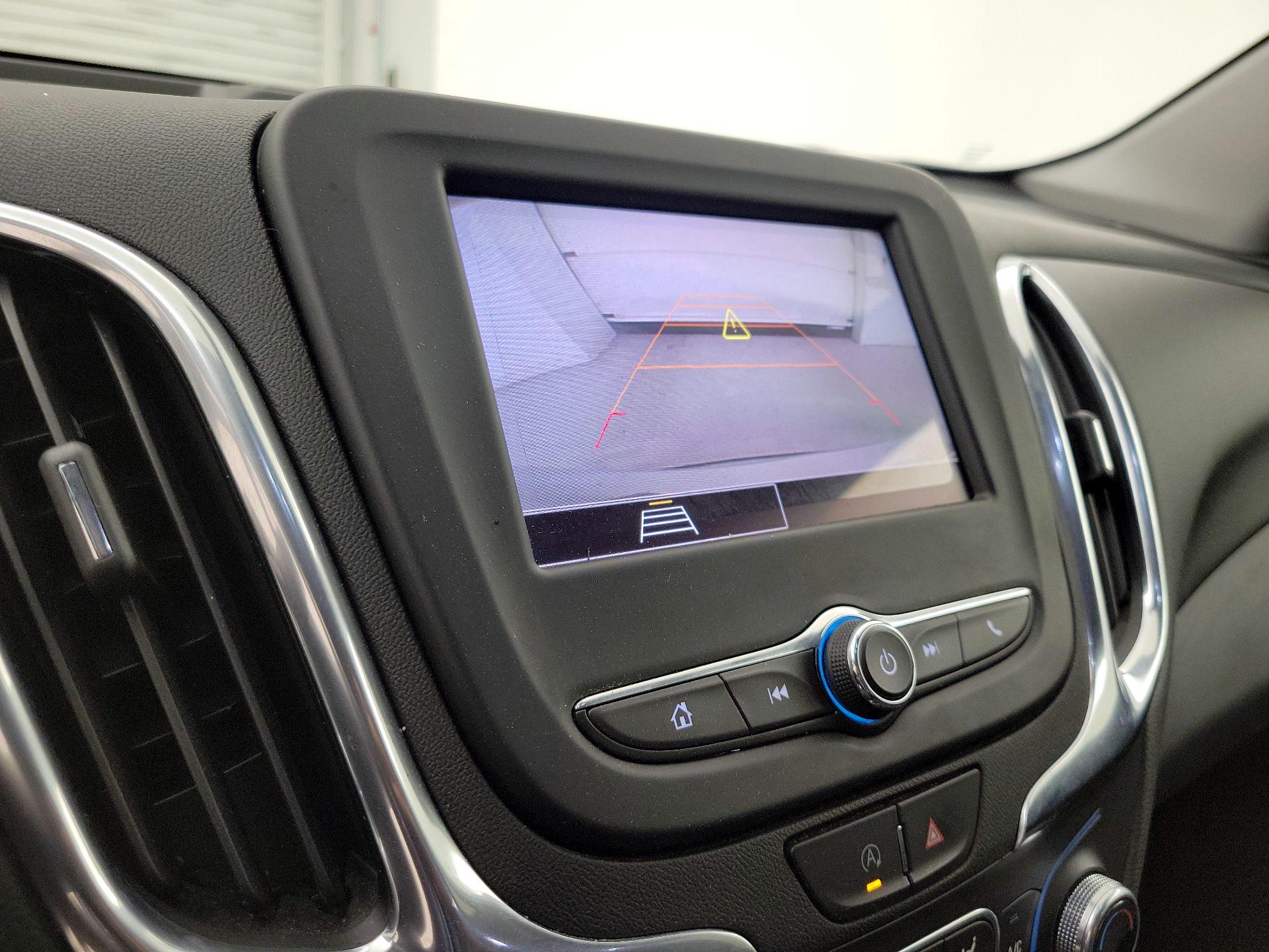 Thumbnail: 2022 Chevrolet Equinox - 14