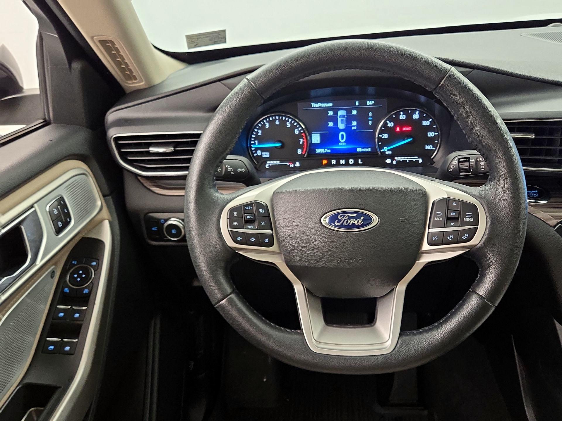 Thumbnail: 2022 Ford Explorer - 10