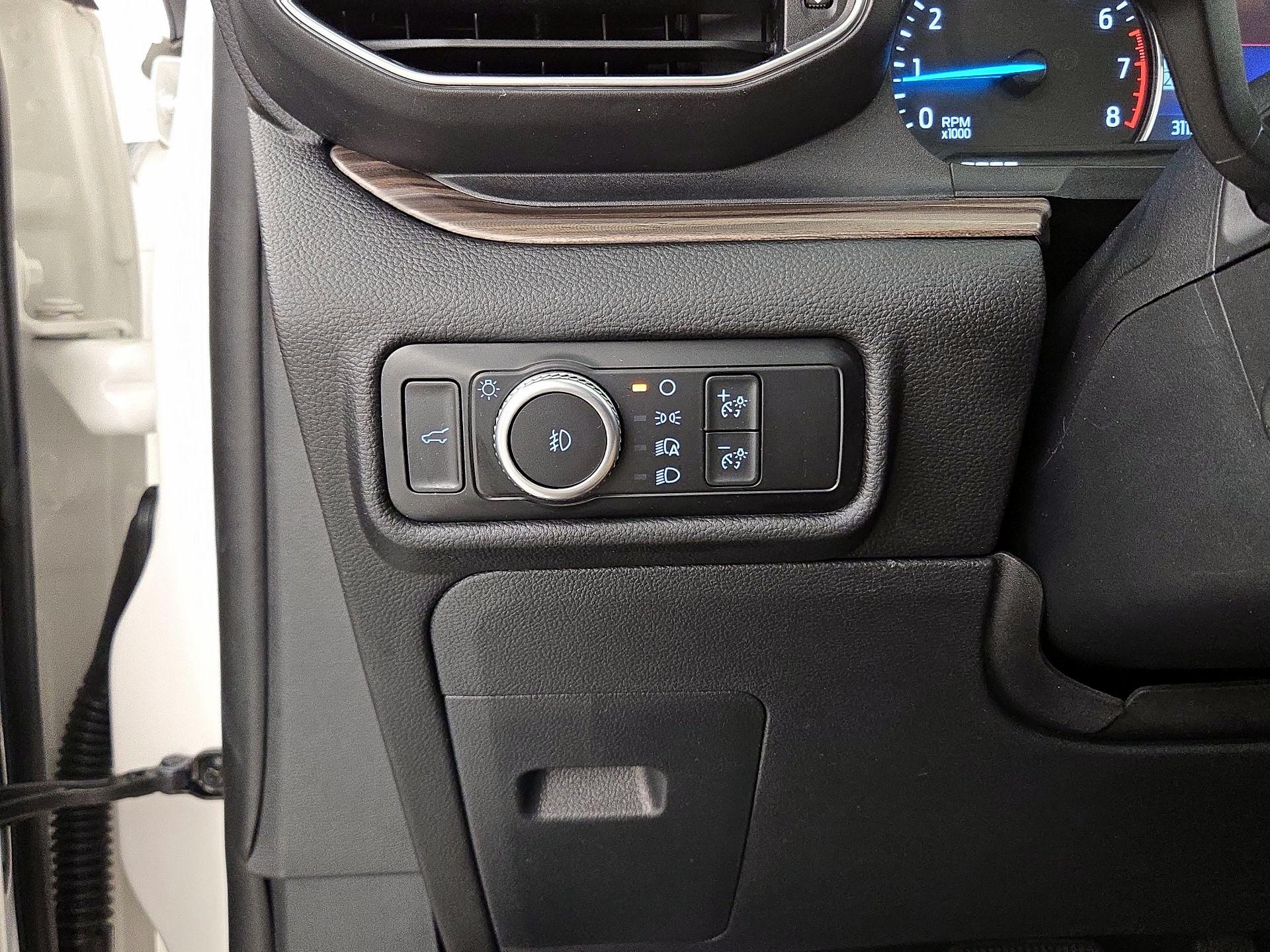 Thumbnail: 2022 Ford Explorer - 13