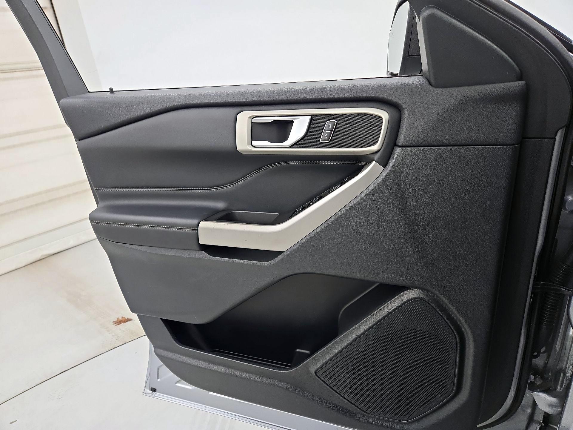 Thumbnail: 2023 Ford Explorer - 12