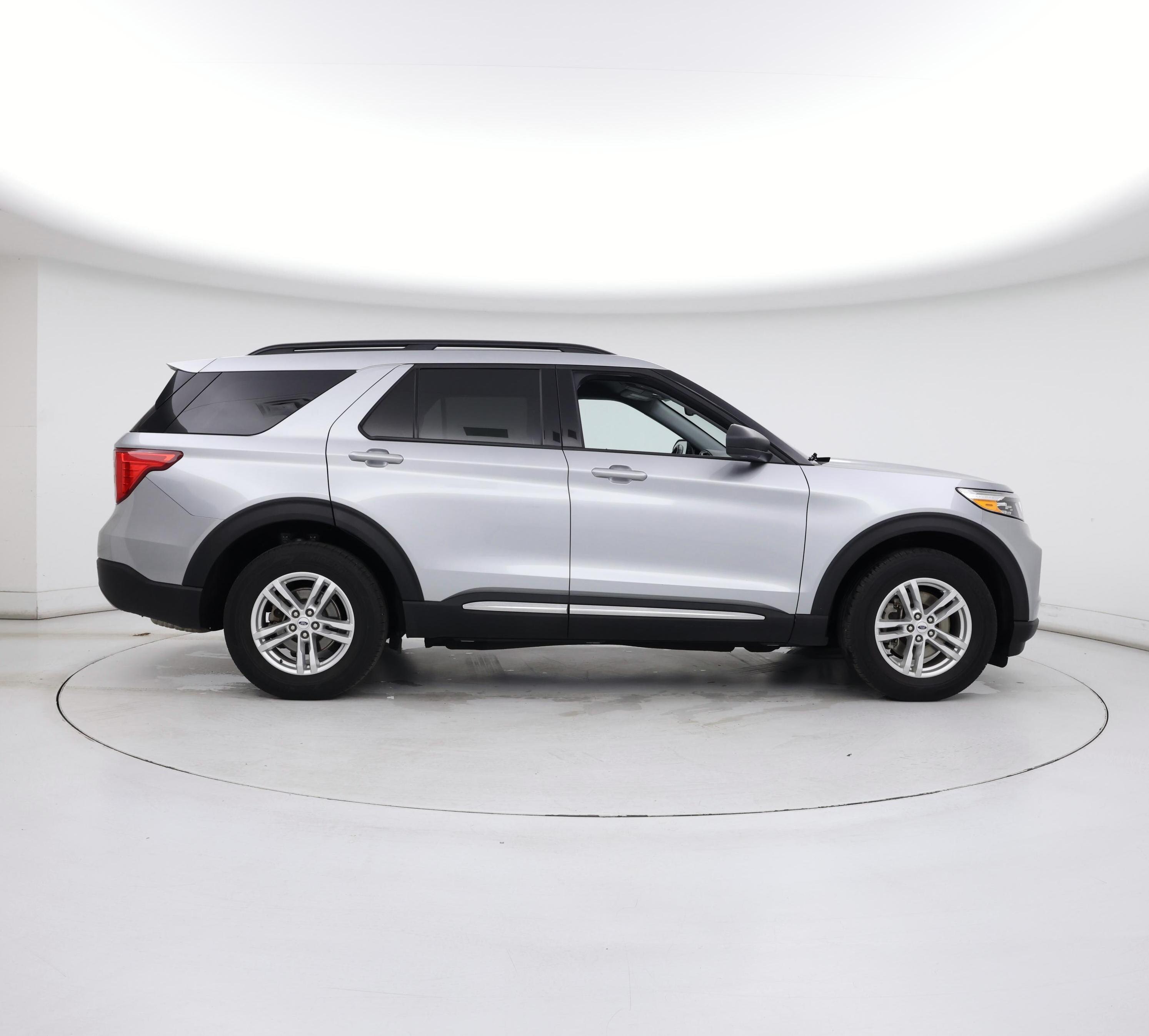 Thumbnail: 2023 Ford Explorer - 7
