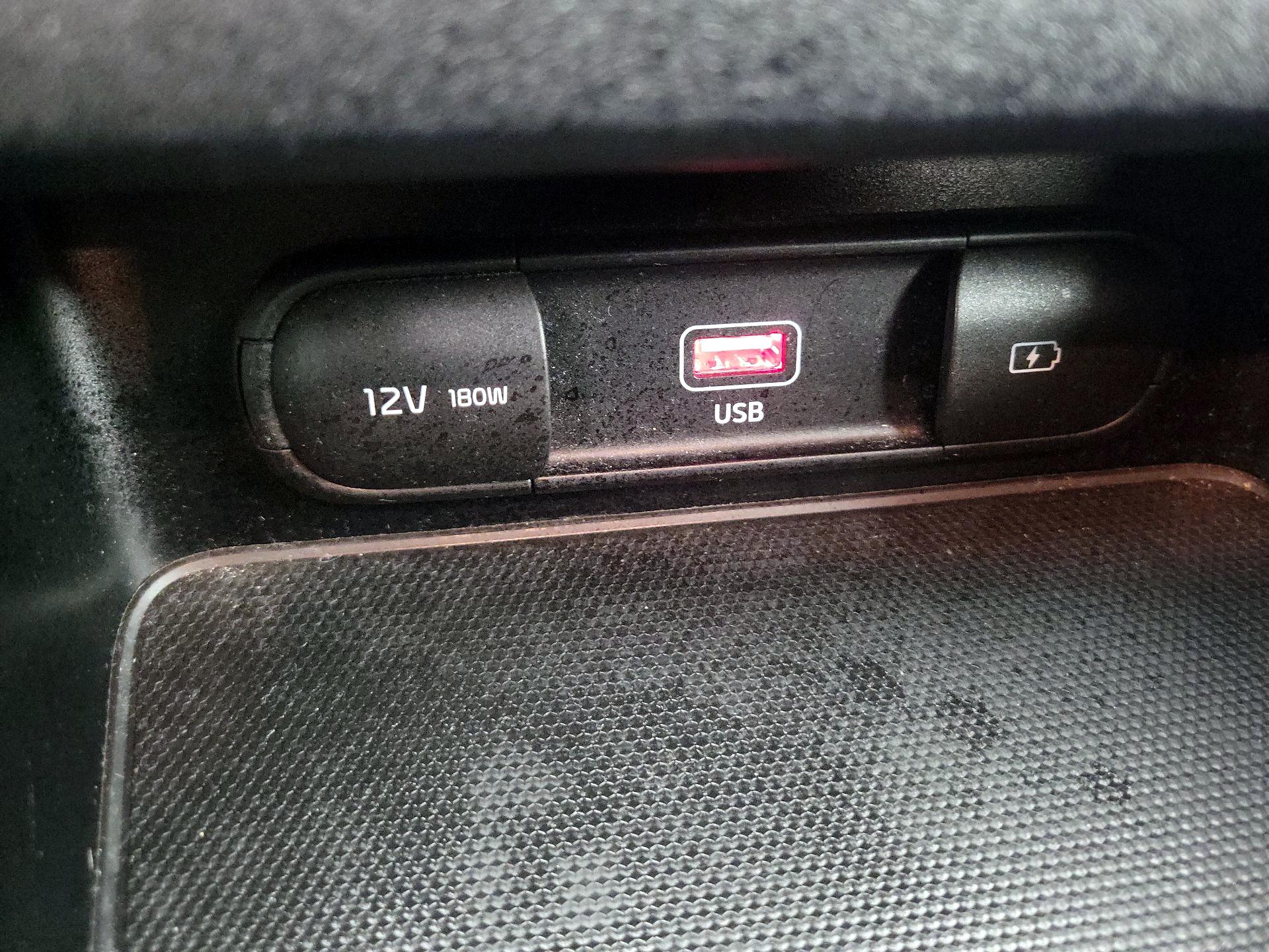 Thumbnail: 2022 Kia Forte - 19