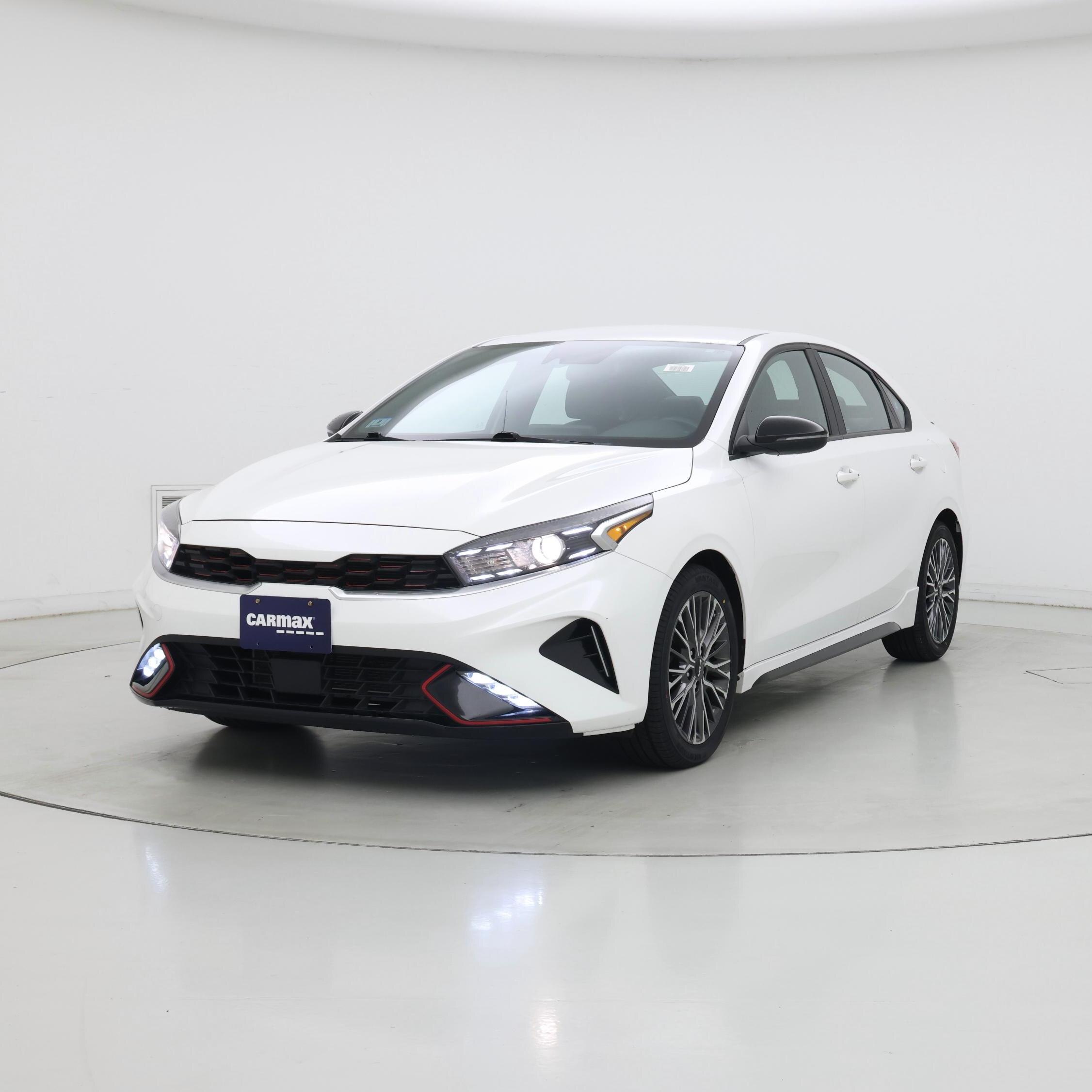 Thumbnail: 2022 Kia Forte - 4