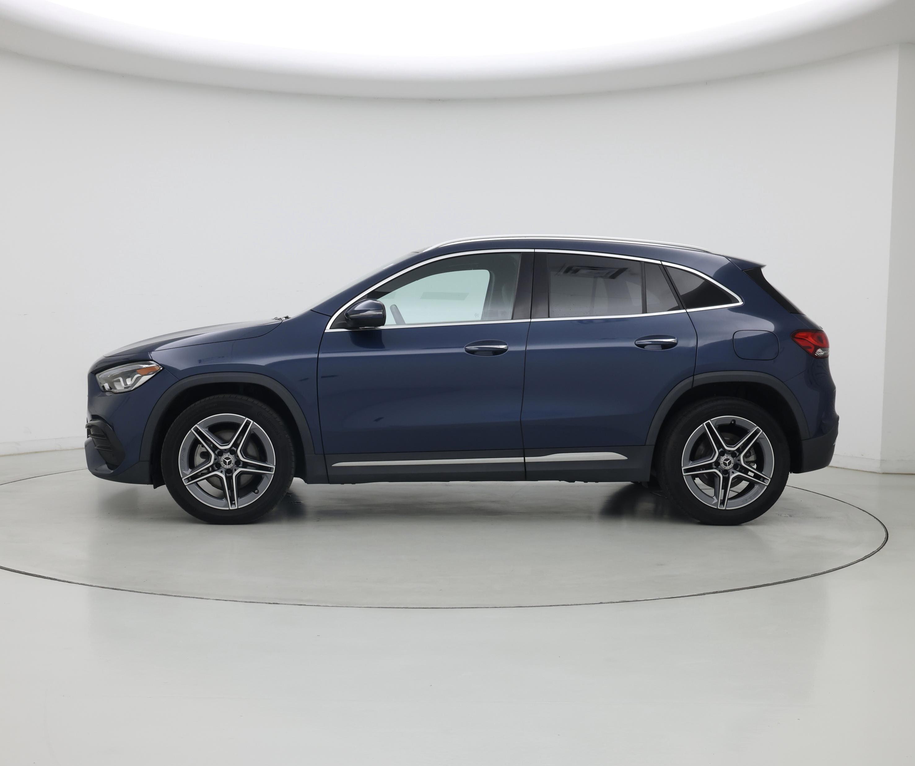 Thumbnail: 2023 Mercedes-Benz GLA - 3