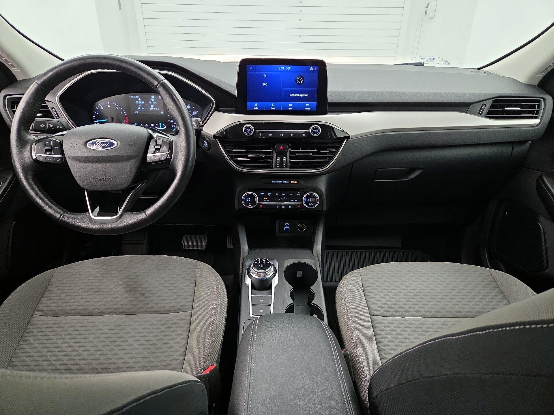Thumbnail: 2021 Ford Escape - 9