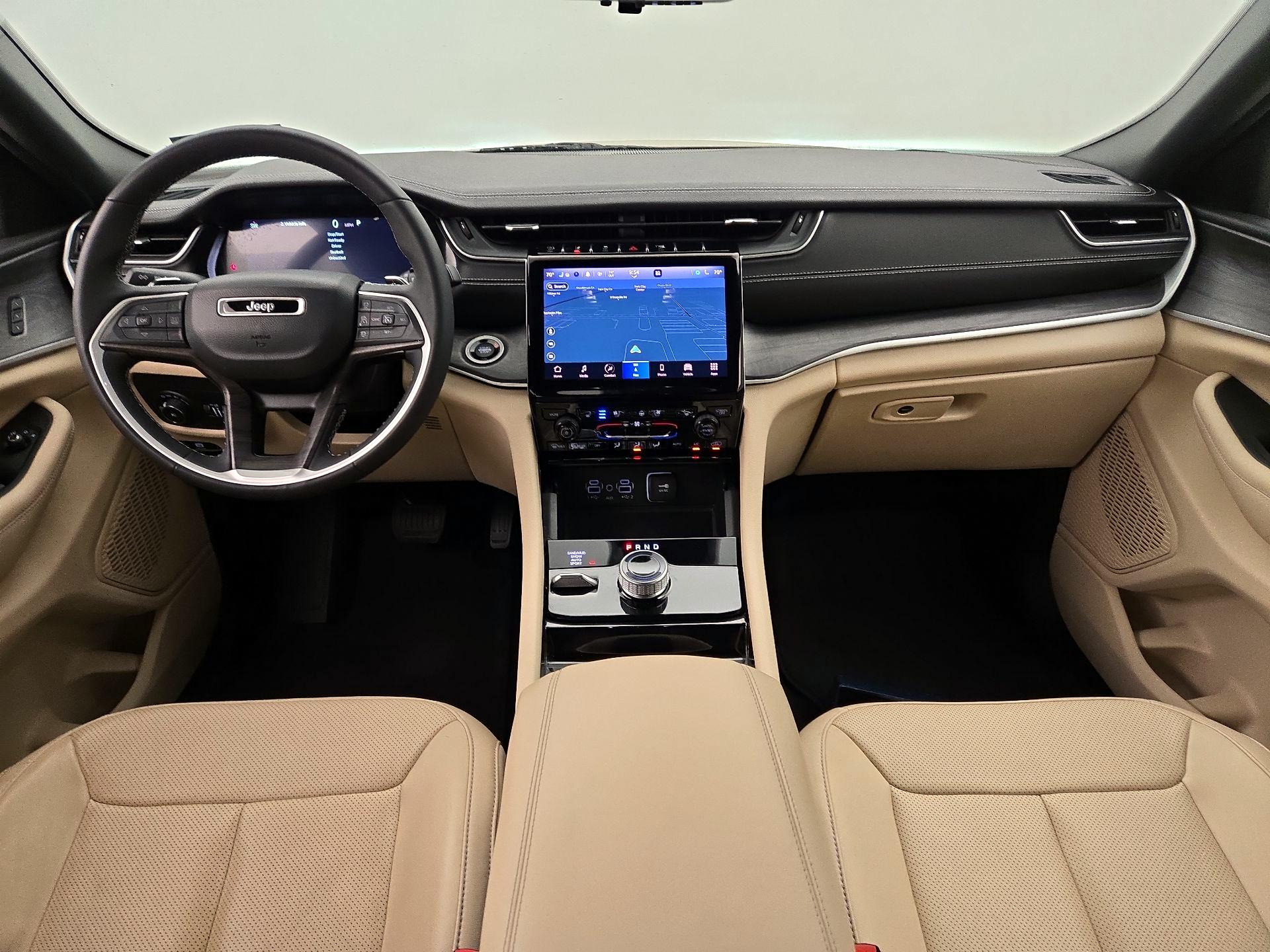 Thumbnail: 2023 Jeep Grand Cherokee L - 9