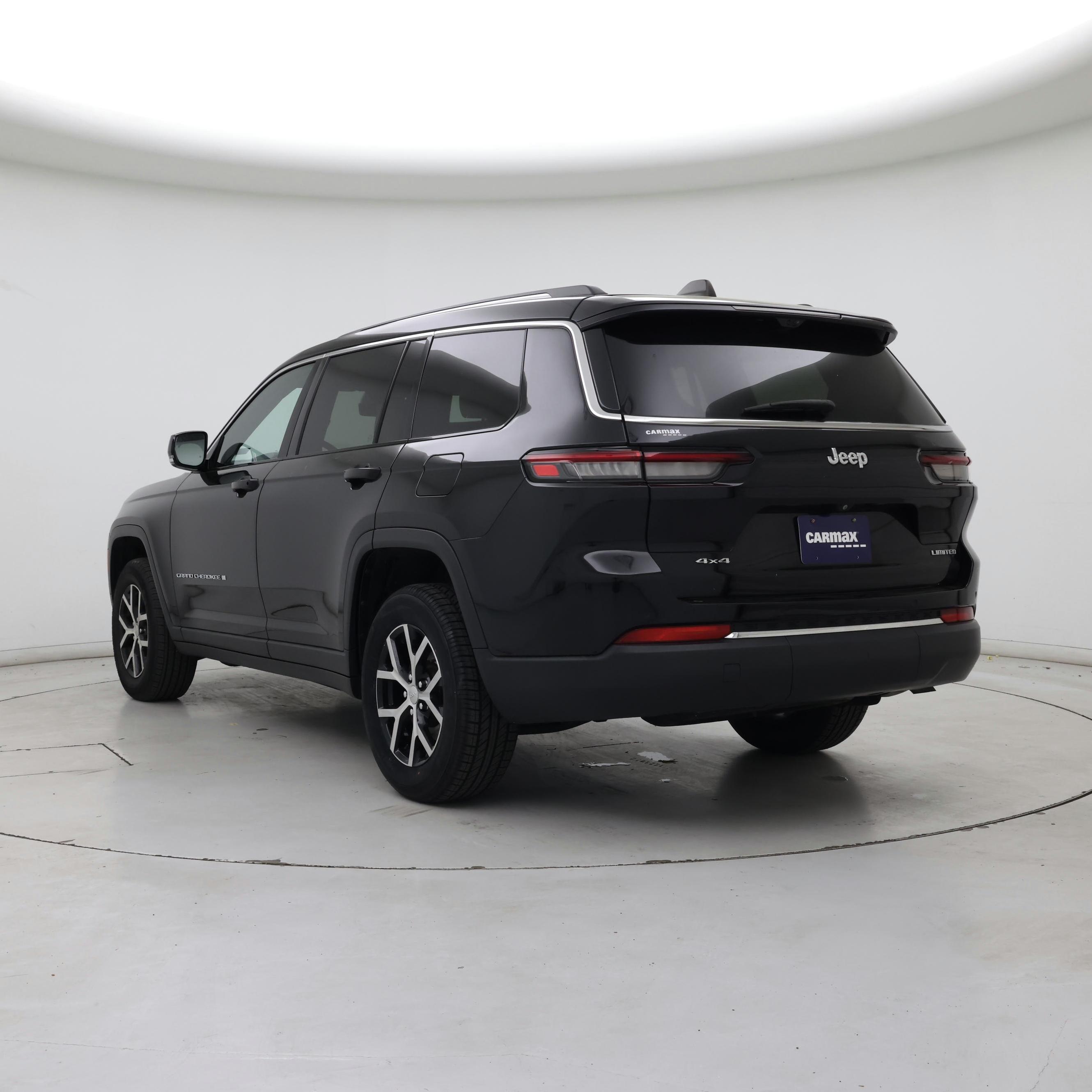 Thumbnail: 2023 Jeep Grand Cherokee L - 2