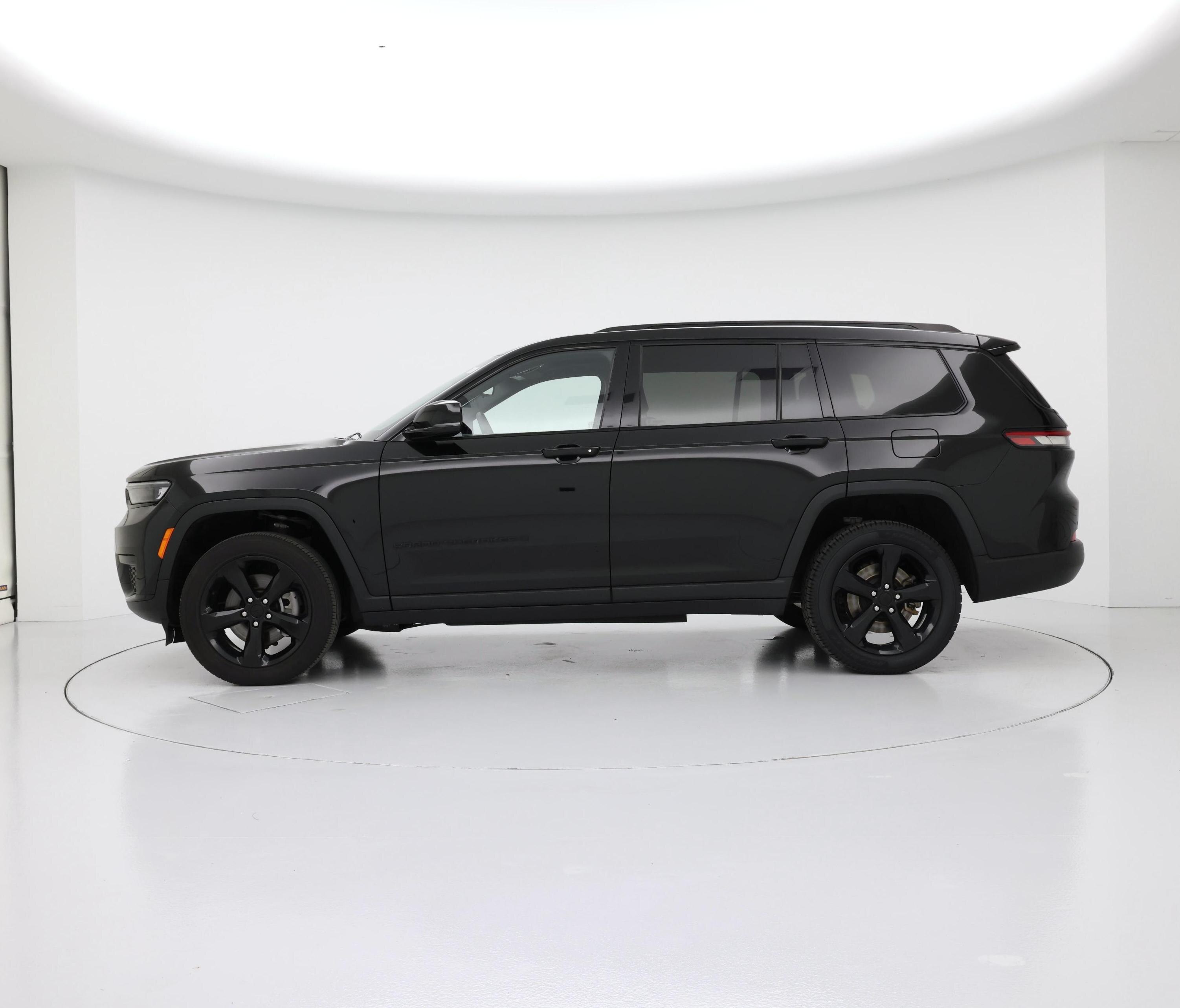 Thumbnail: 2023 Jeep Grand Cherokee L - 3