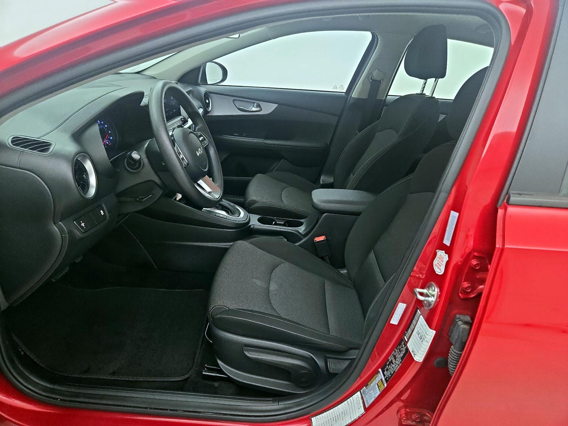 Thumbnail: 2024 Kia Forte - 11