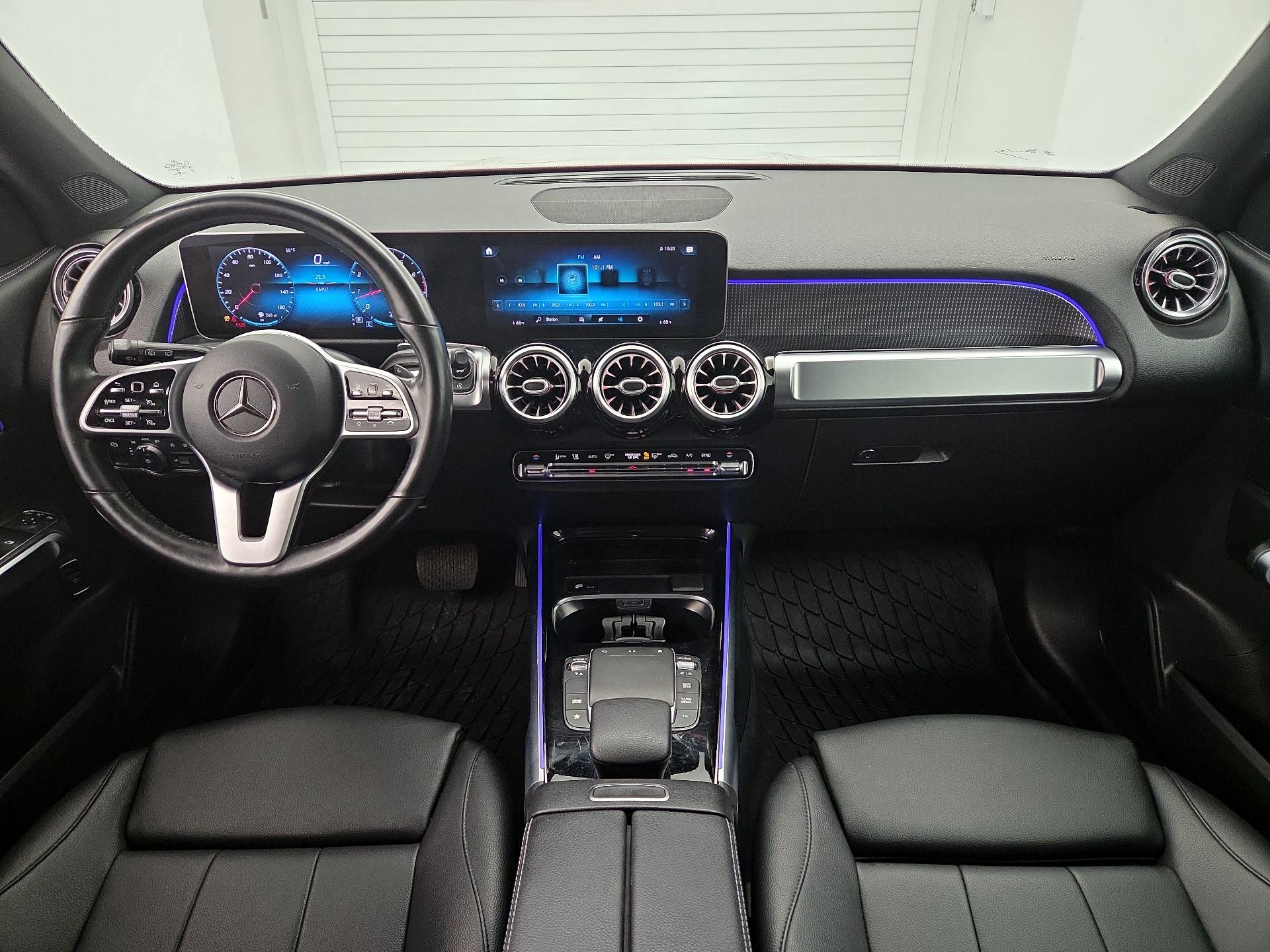Thumbnail: 2021 Mercedes-Benz GLB - 9