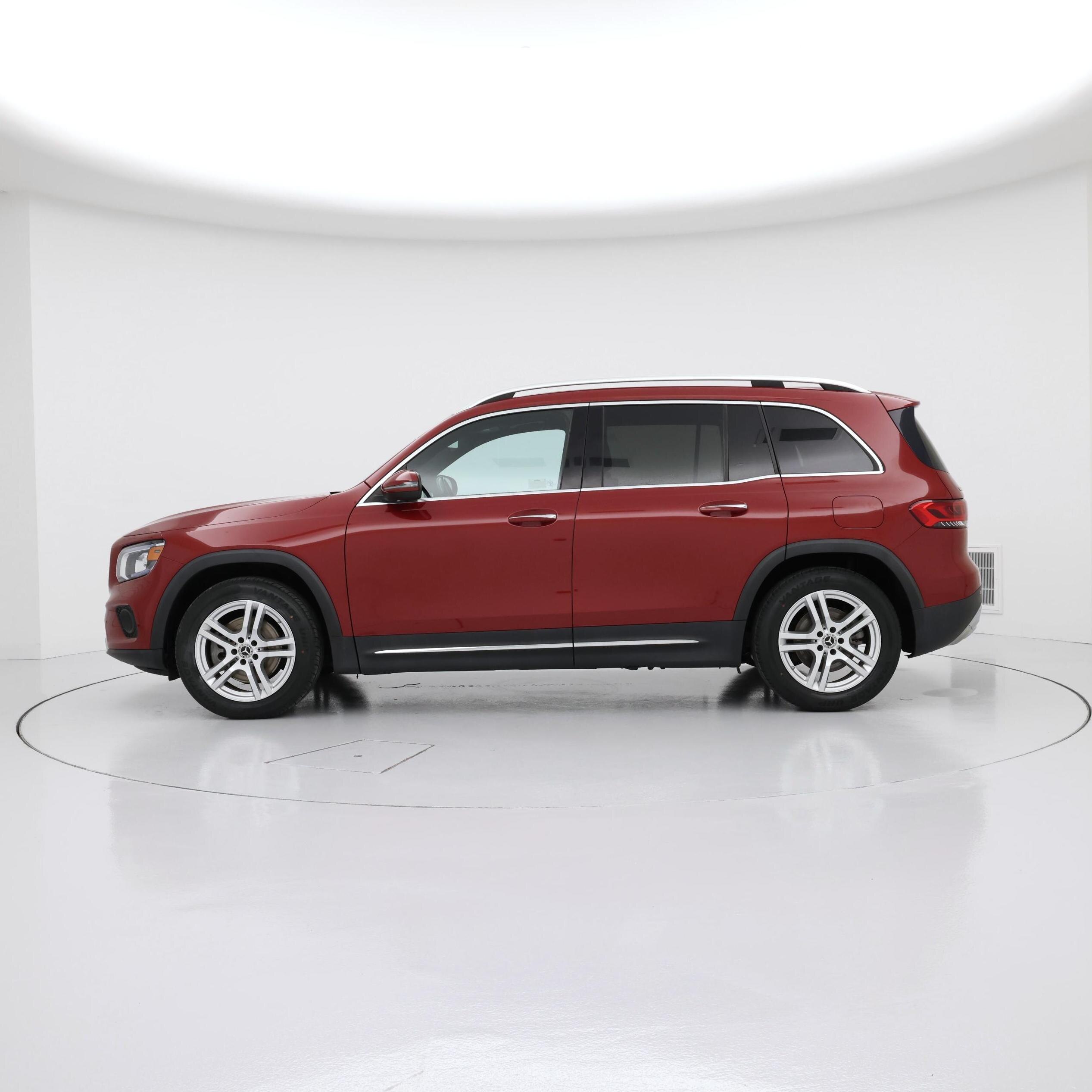 Thumbnail: 2021 Mercedes-Benz GLB - 3