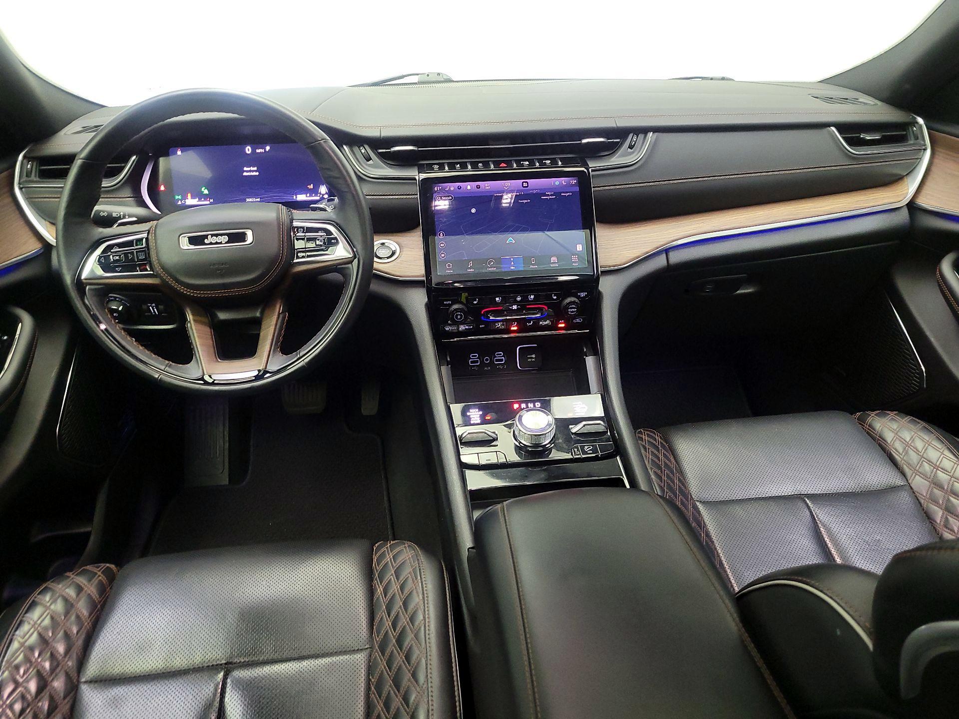 Thumbnail: 2023 Jeep Grand Cherokee L - 9