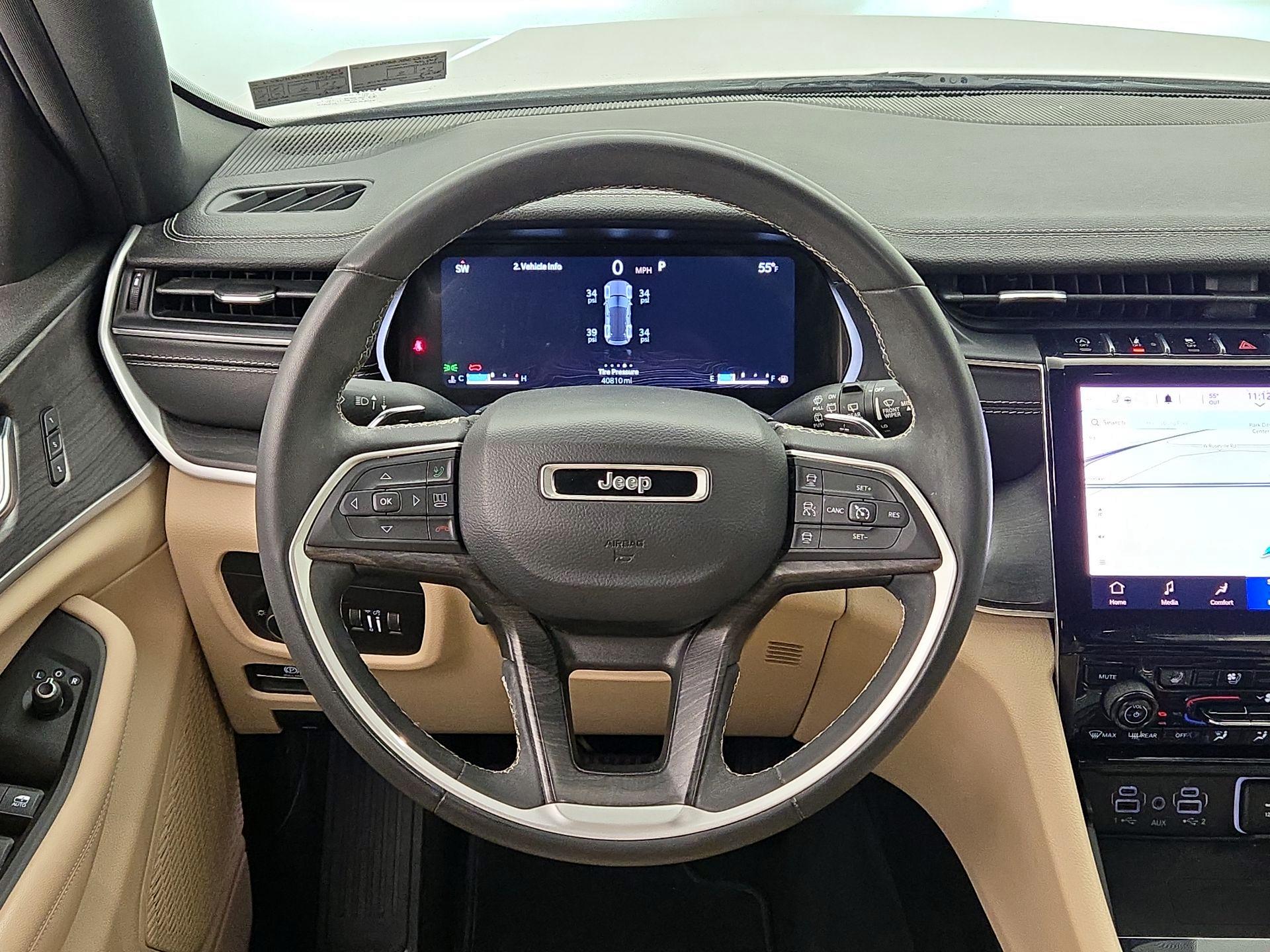 Thumbnail: 2023 Jeep Grand Cherokee - 10