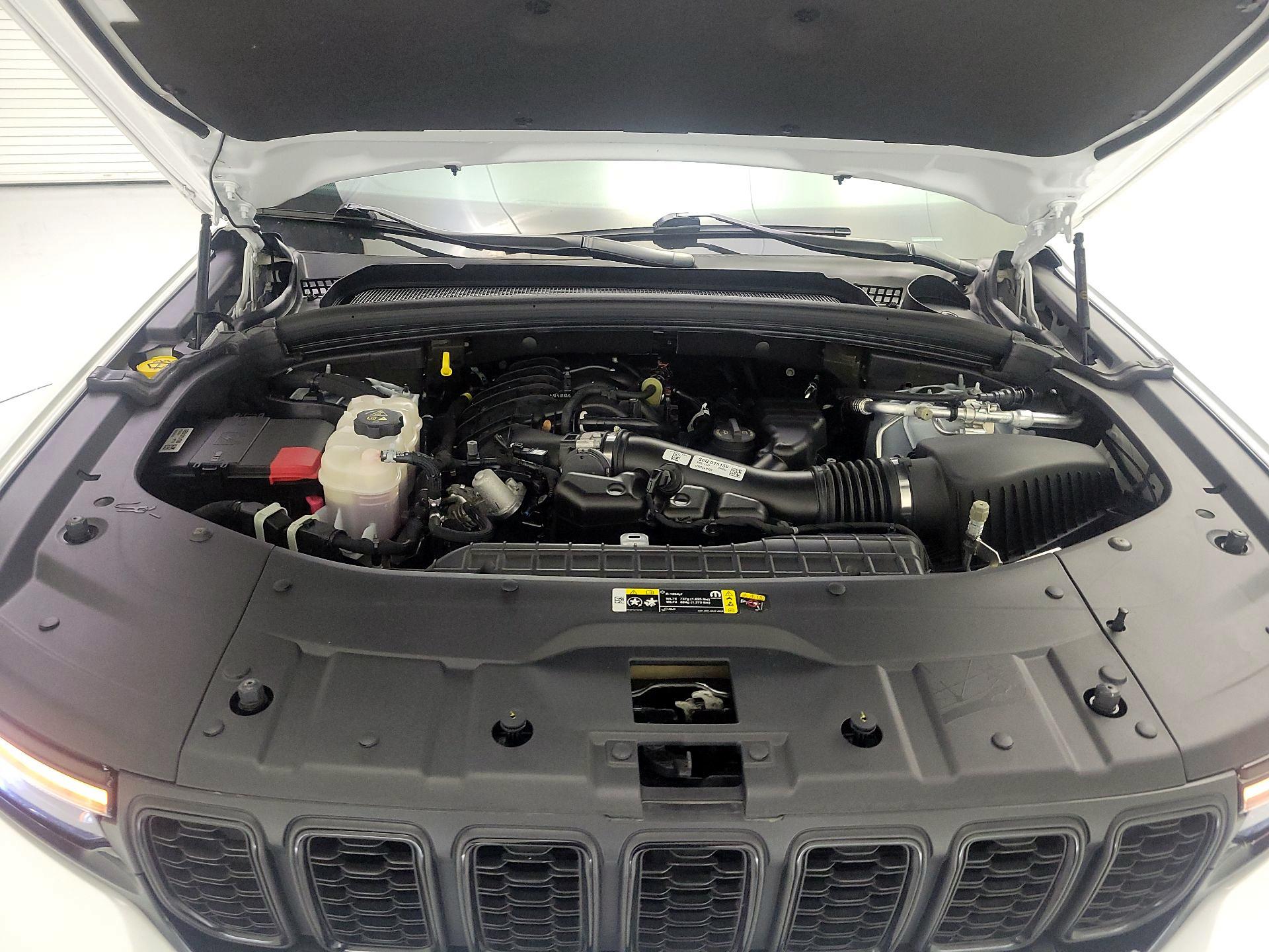 Thumbnail: 2023 Jeep Grand Cherokee - 19