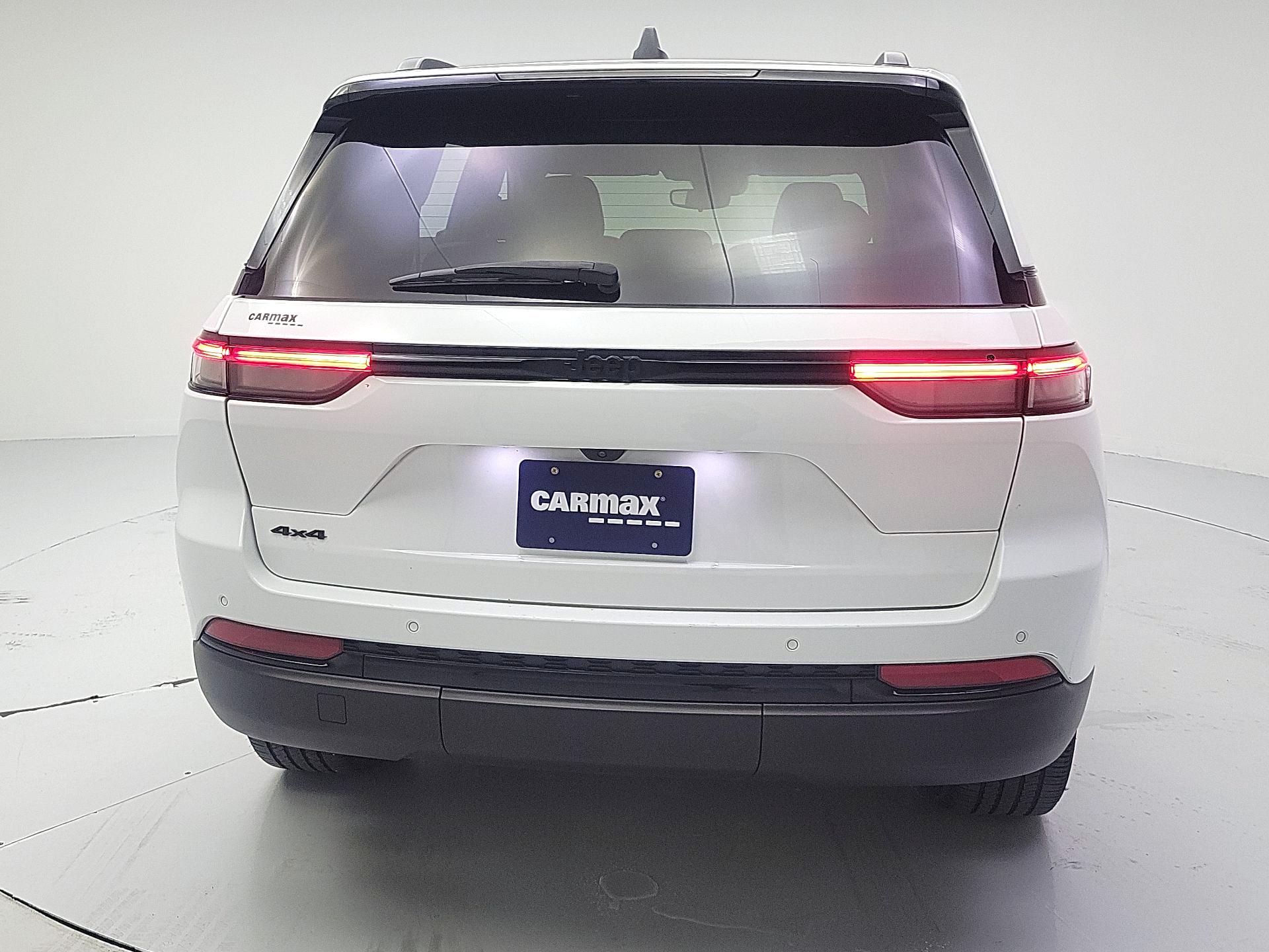 Thumbnail: 2023 Jeep Grand Cherokee - 6