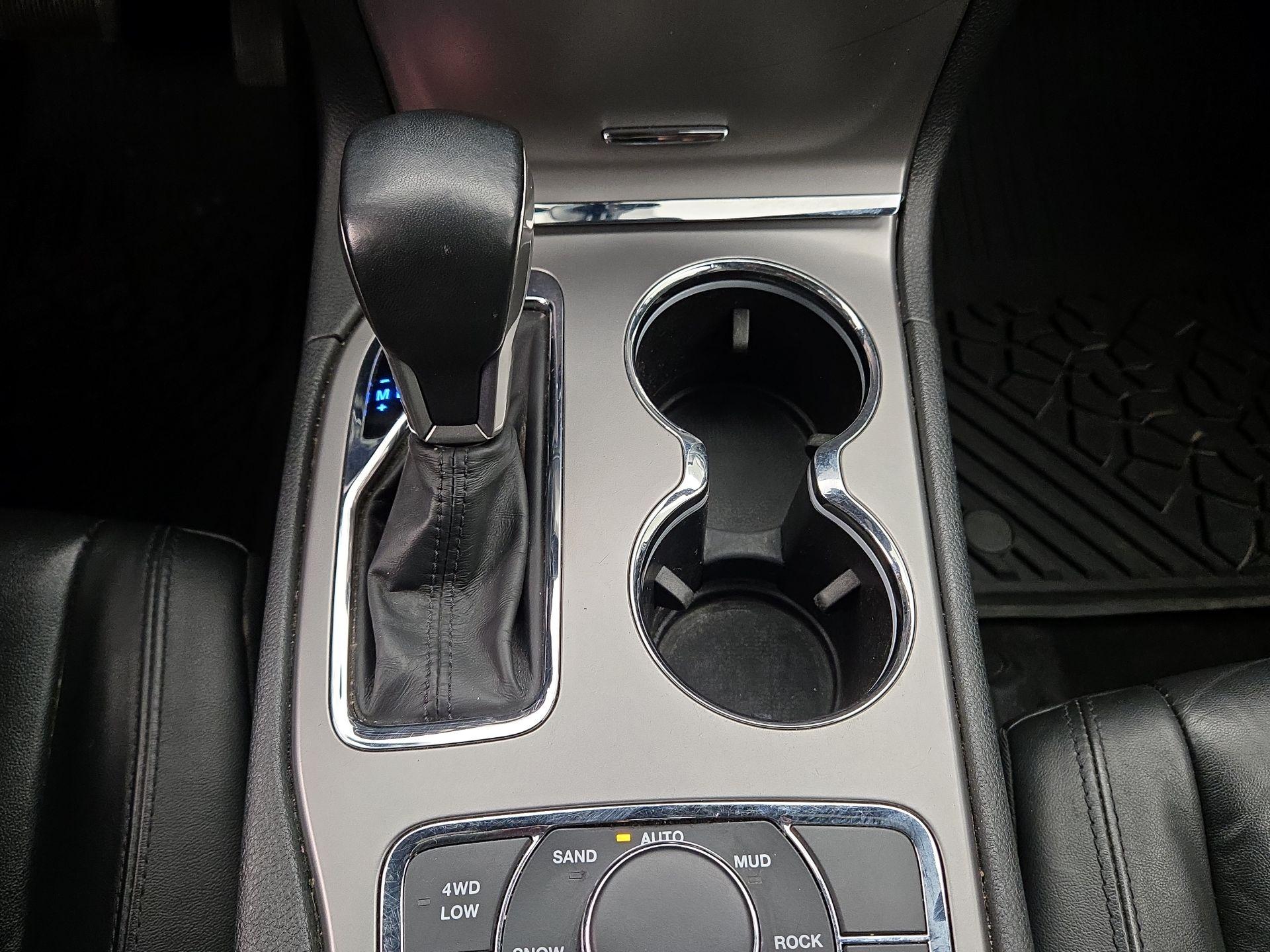 Thumbnail: 2021 Jeep Grand Cherokee - 18