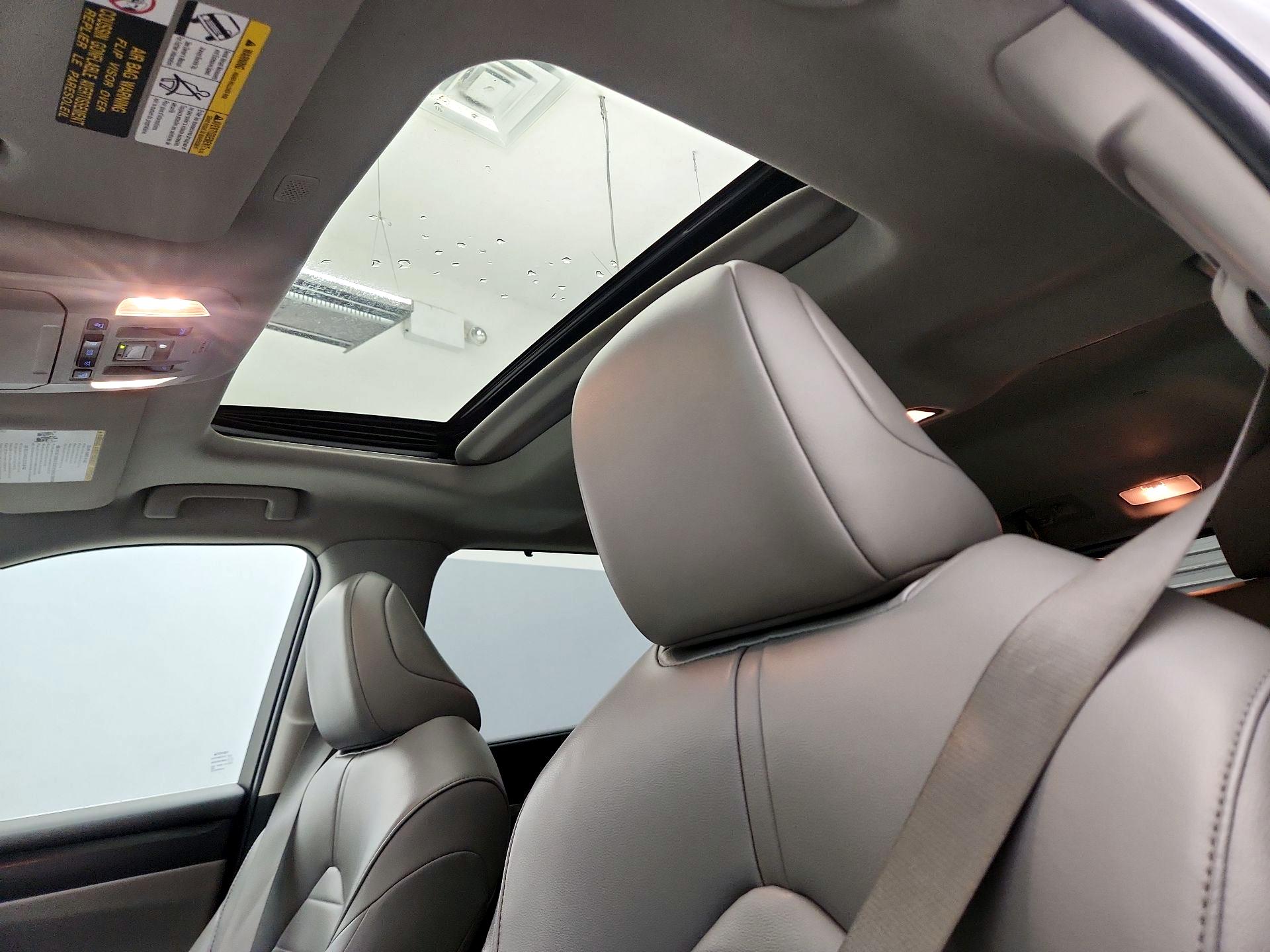 Thumbnail: 2022 Toyota Highlander - 19