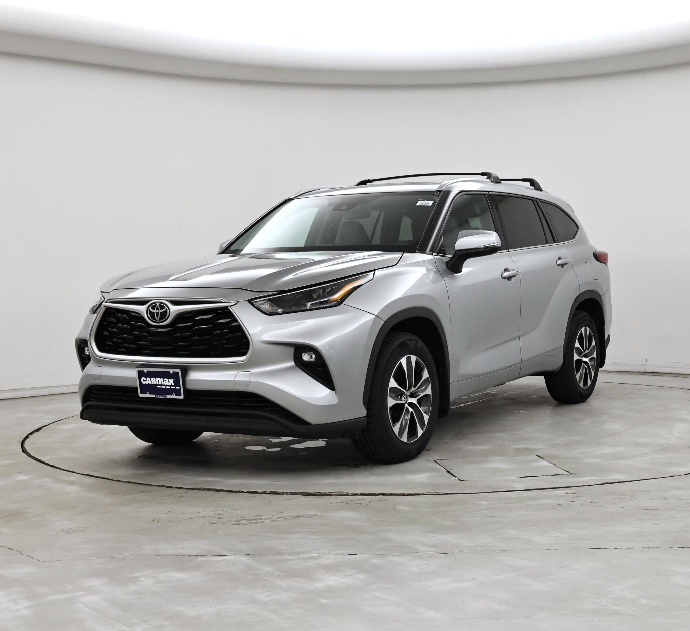 Thumbnail: 2022 Toyota Highlander - 4
