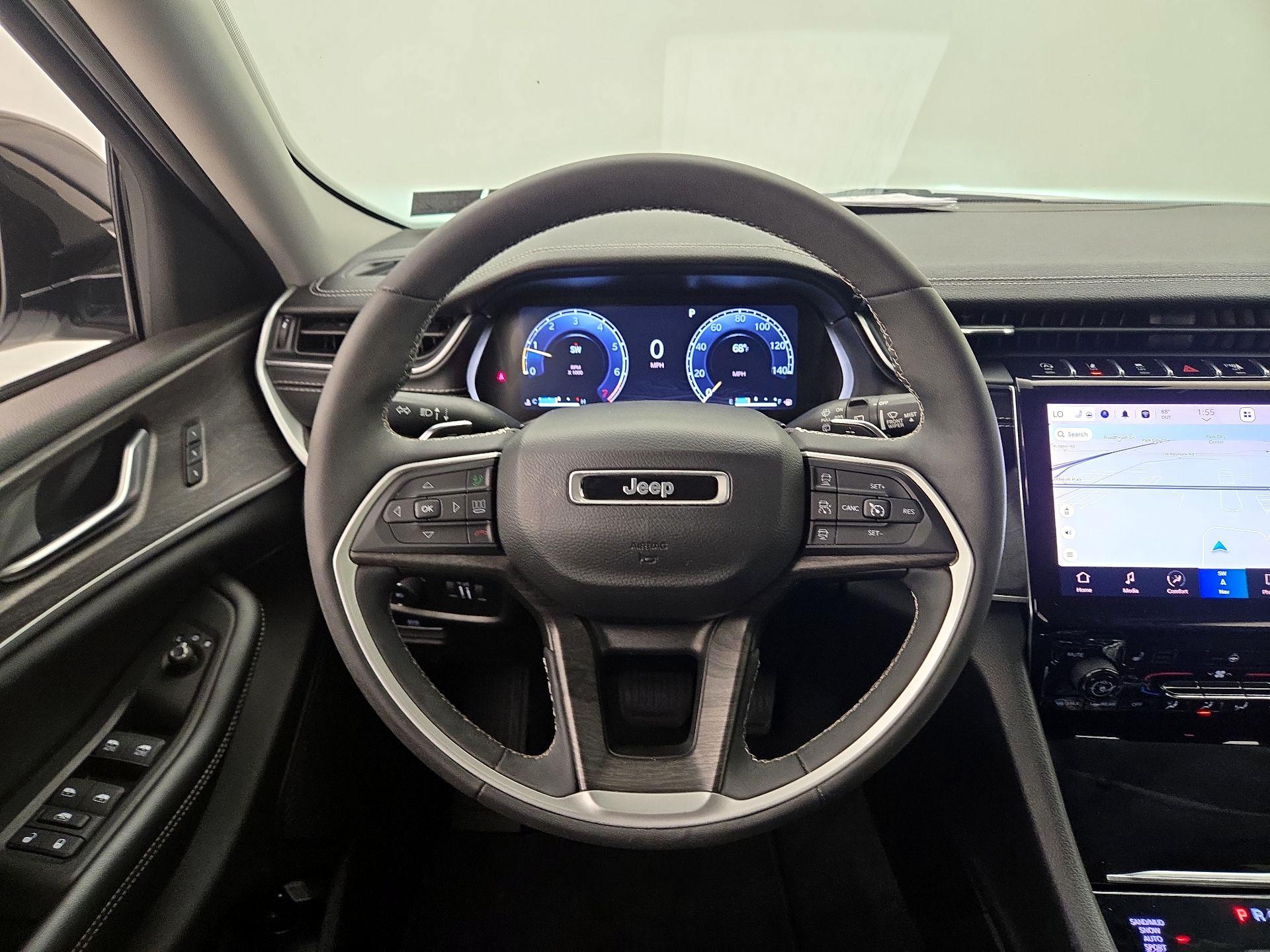 Thumbnail: 2023 Jeep Grand Cherokee - 10