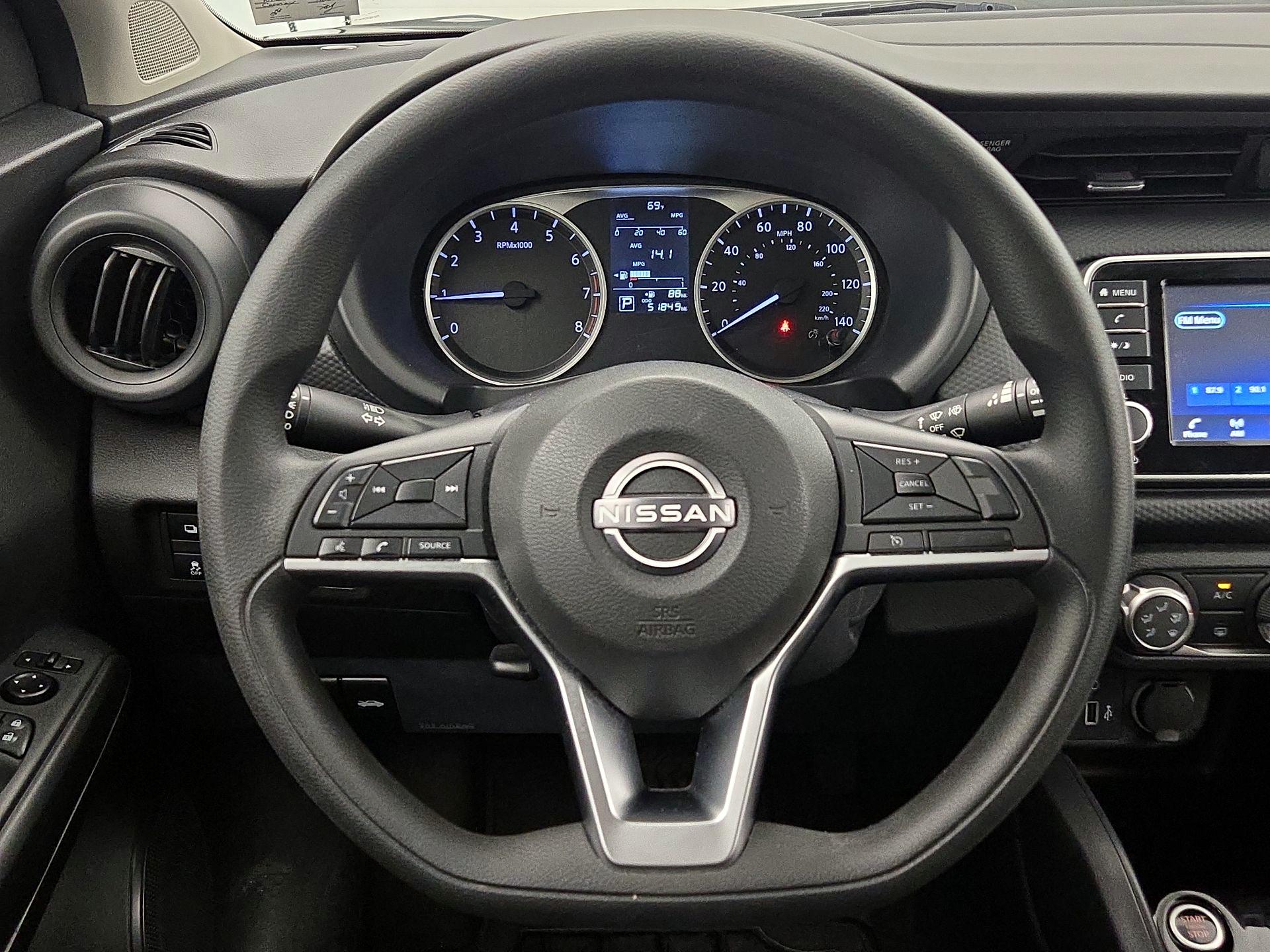 Thumbnail: 2022 Nissan Kicks - 10