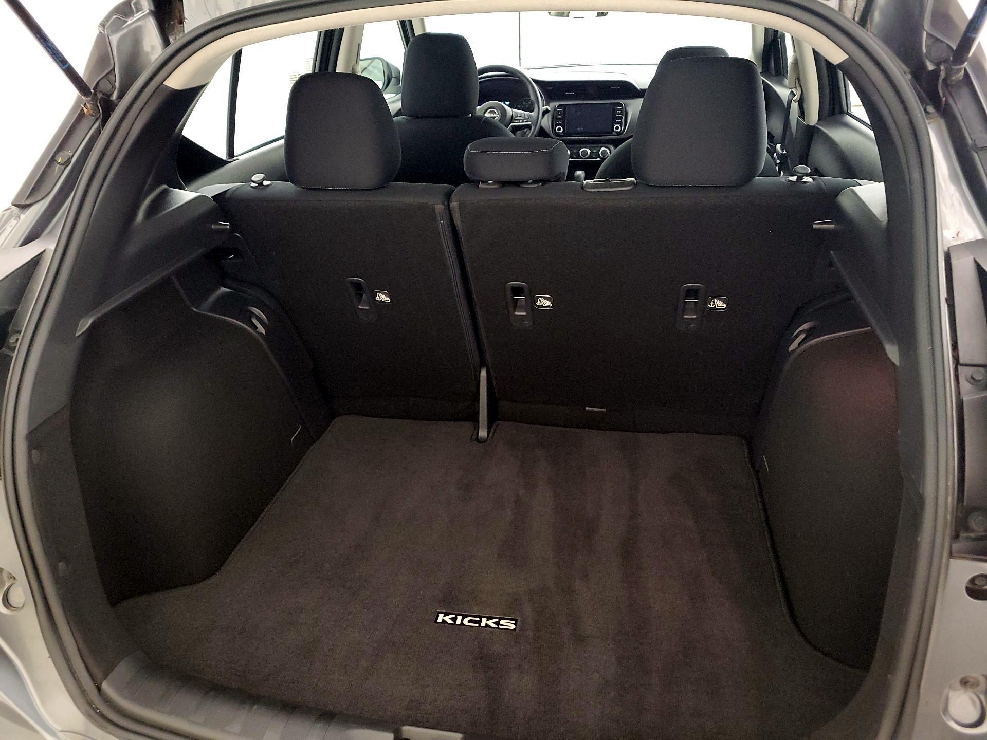 Thumbnail: 2023 Nissan Kicks - 18