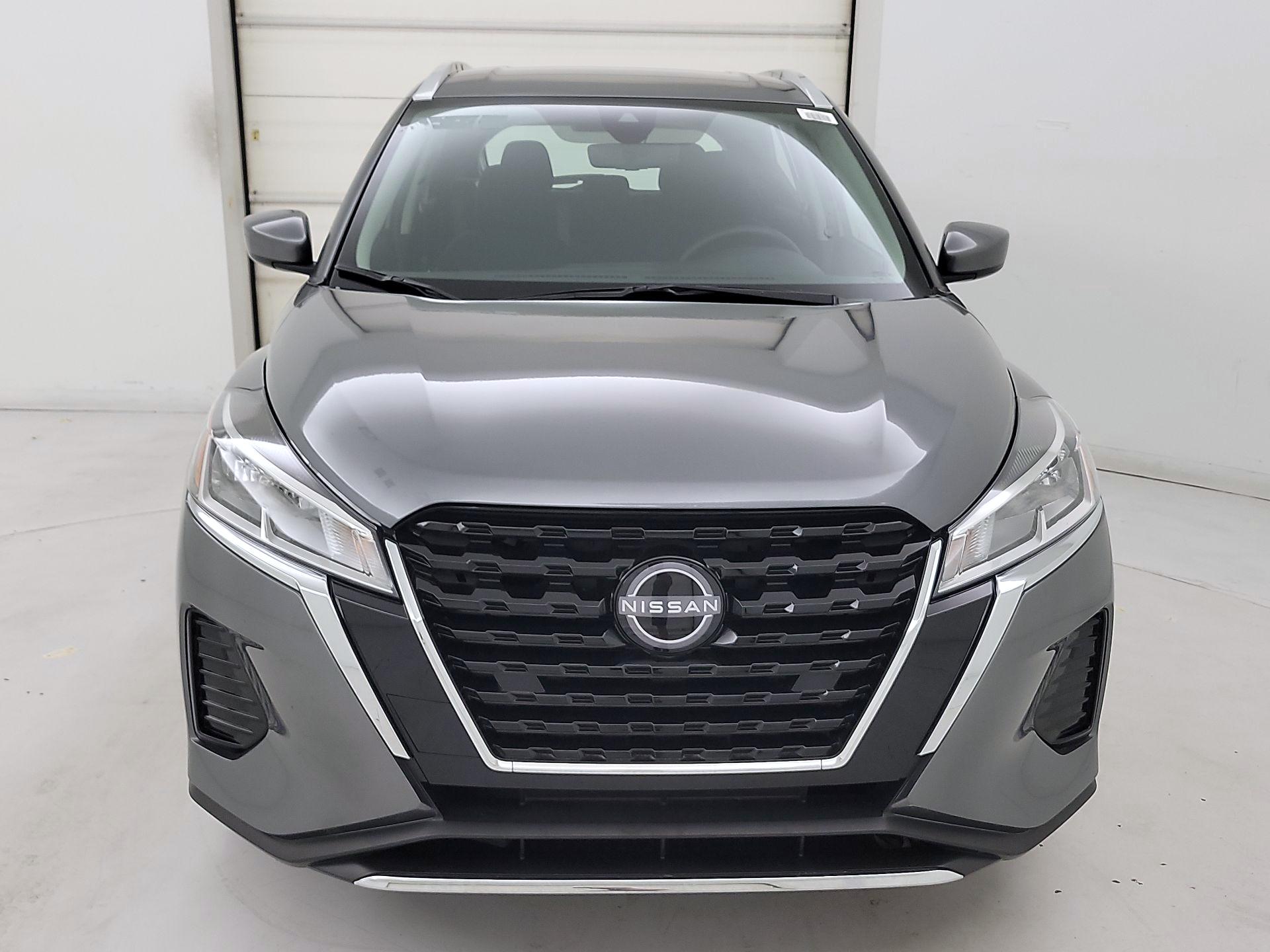 Thumbnail: 2023 Nissan Kicks - 2