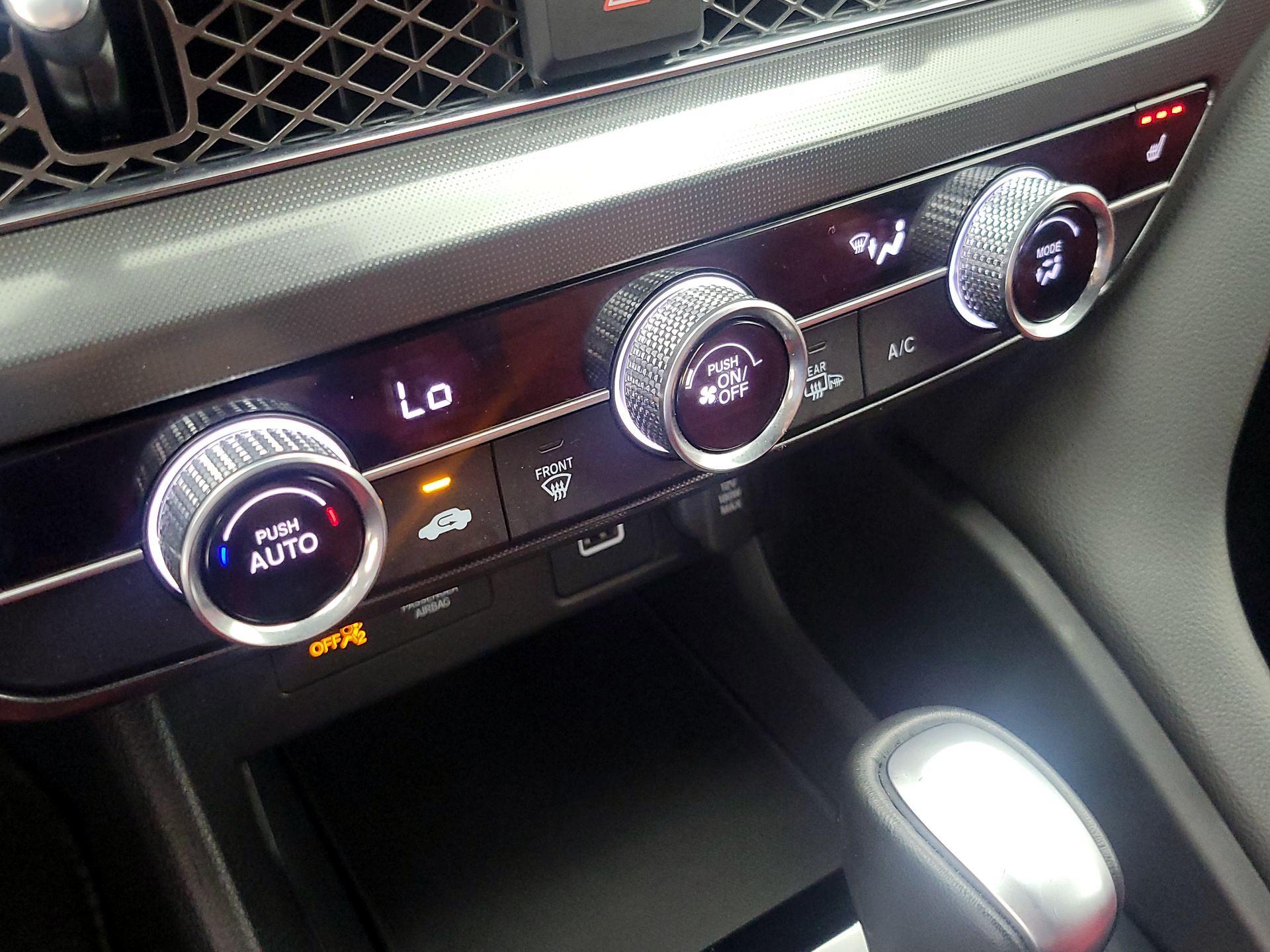 Thumbnail: 2025 Acura Integra - 15