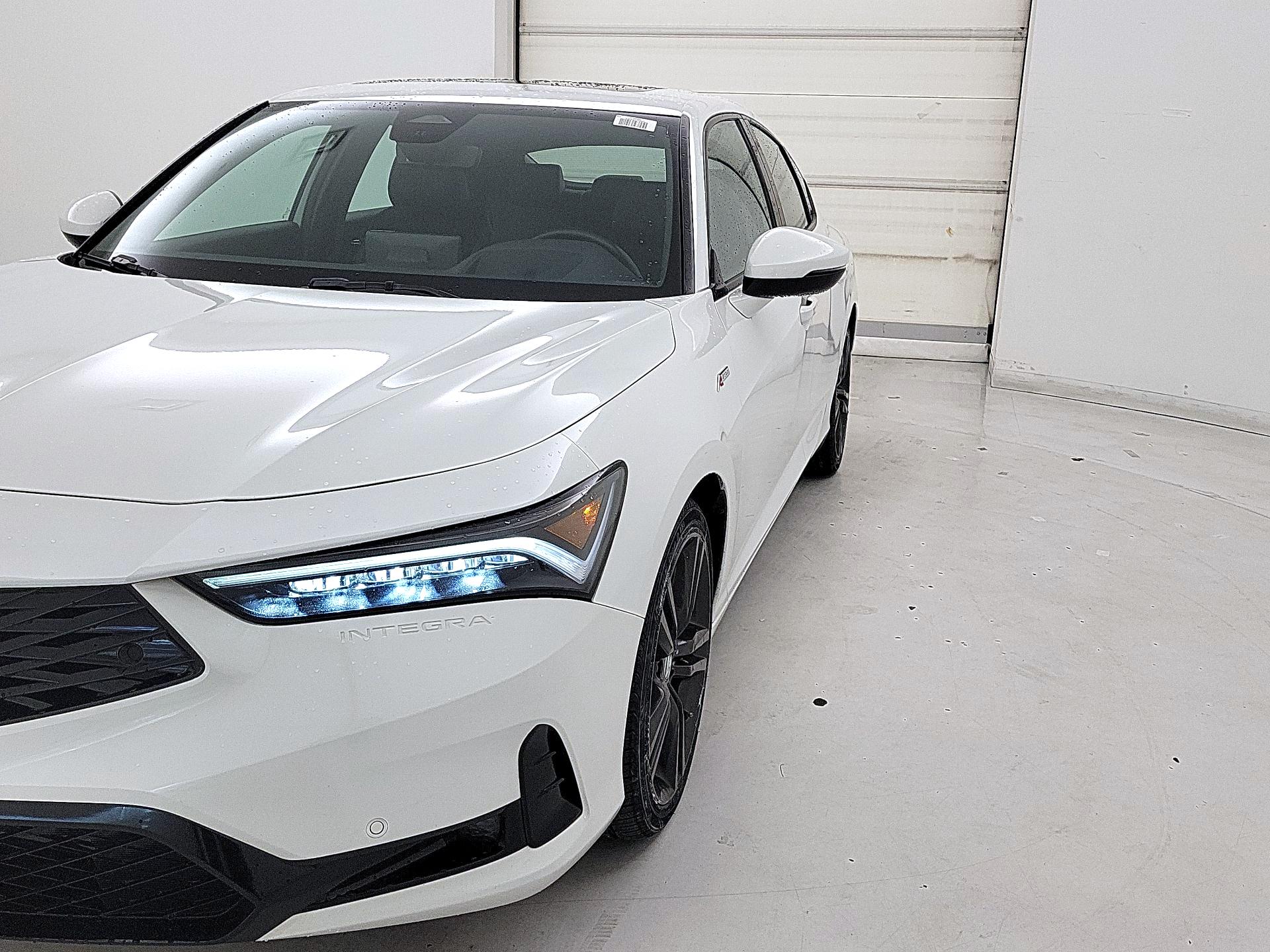 Thumbnail: 2023 Acura Integra - 3