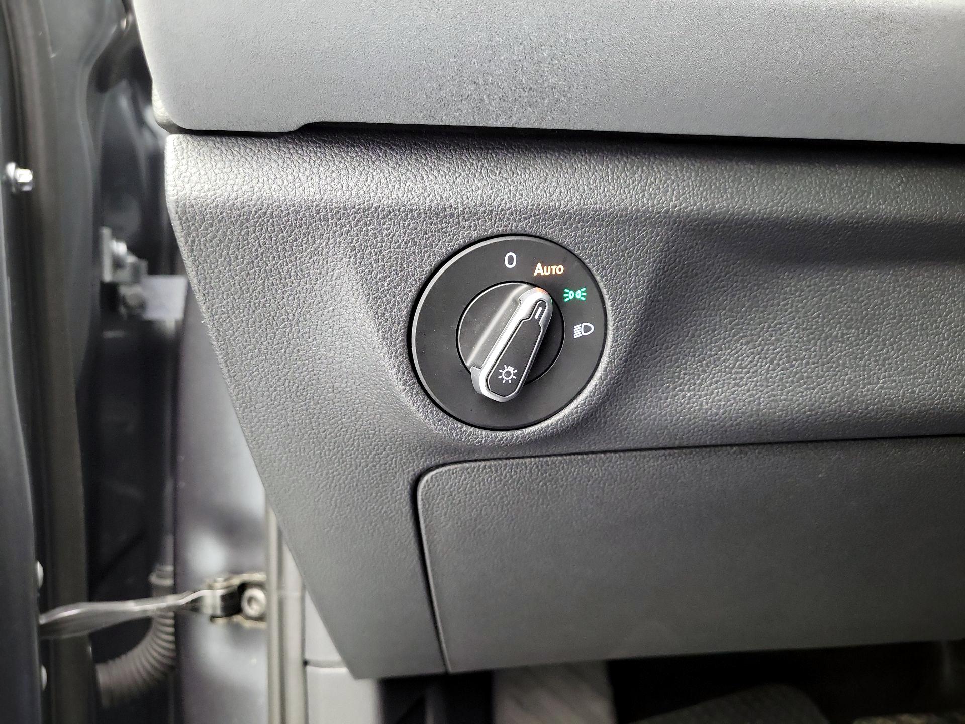 Thumbnail: 2025 Volkswagen Jetta - 13