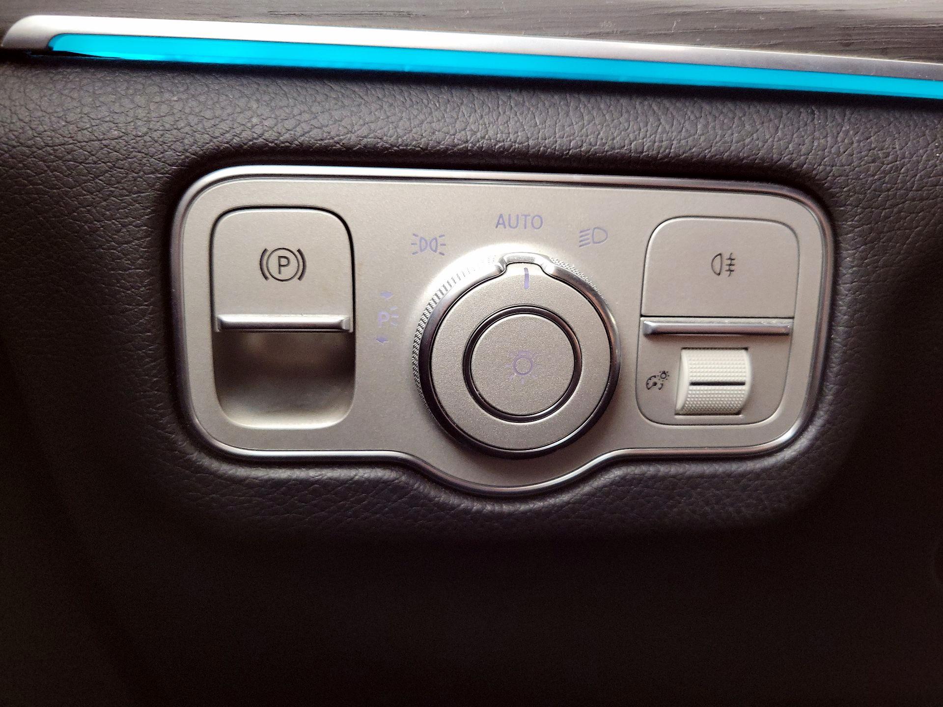 Thumbnail: 2020 Mercedes-Benz GLE - 13