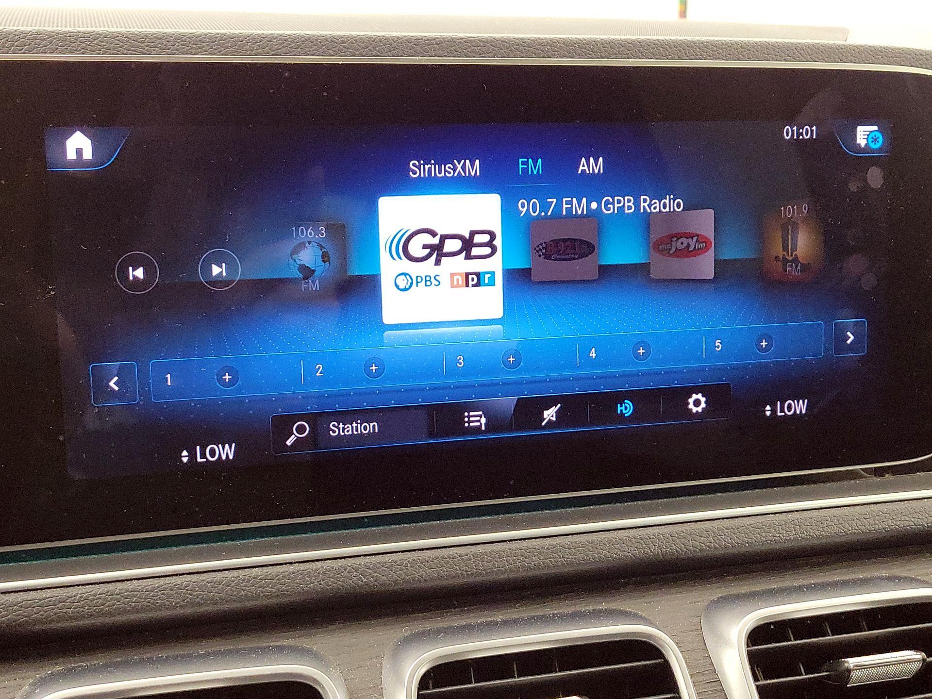 Thumbnail: 2020 Mercedes-Benz GLE - 16