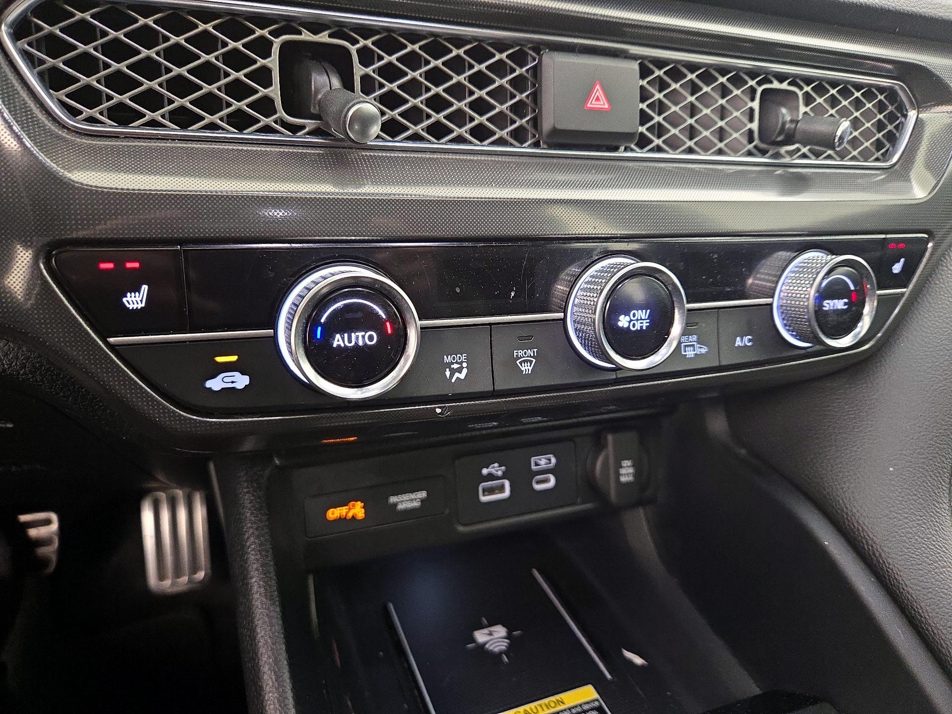 Thumbnail: 2023 Acura Integra - 16