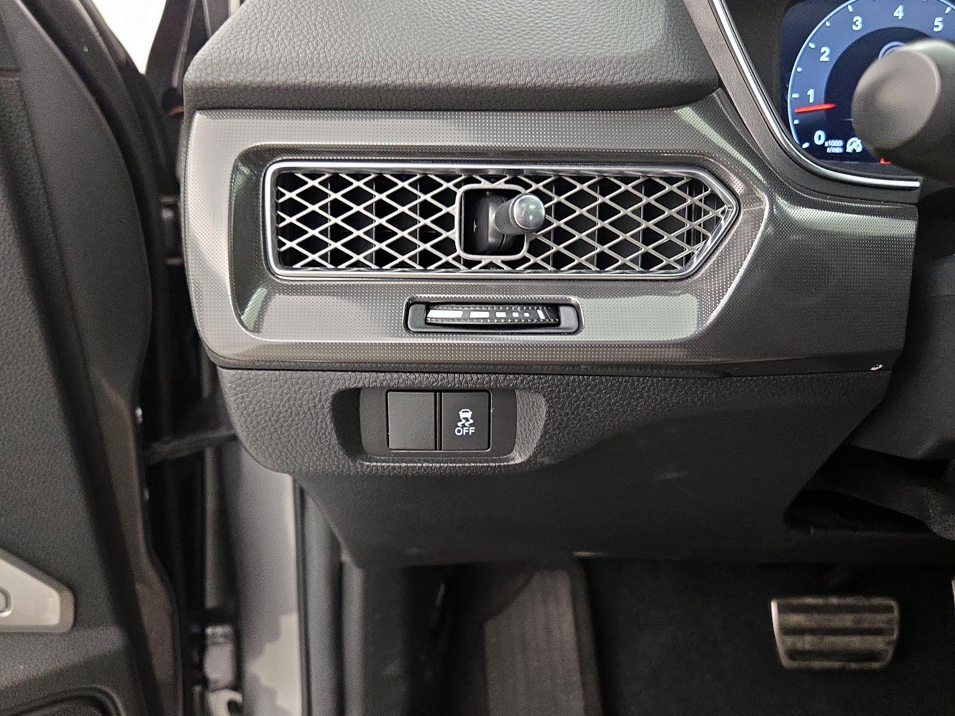 Thumbnail: 2023 Acura Integra - 13