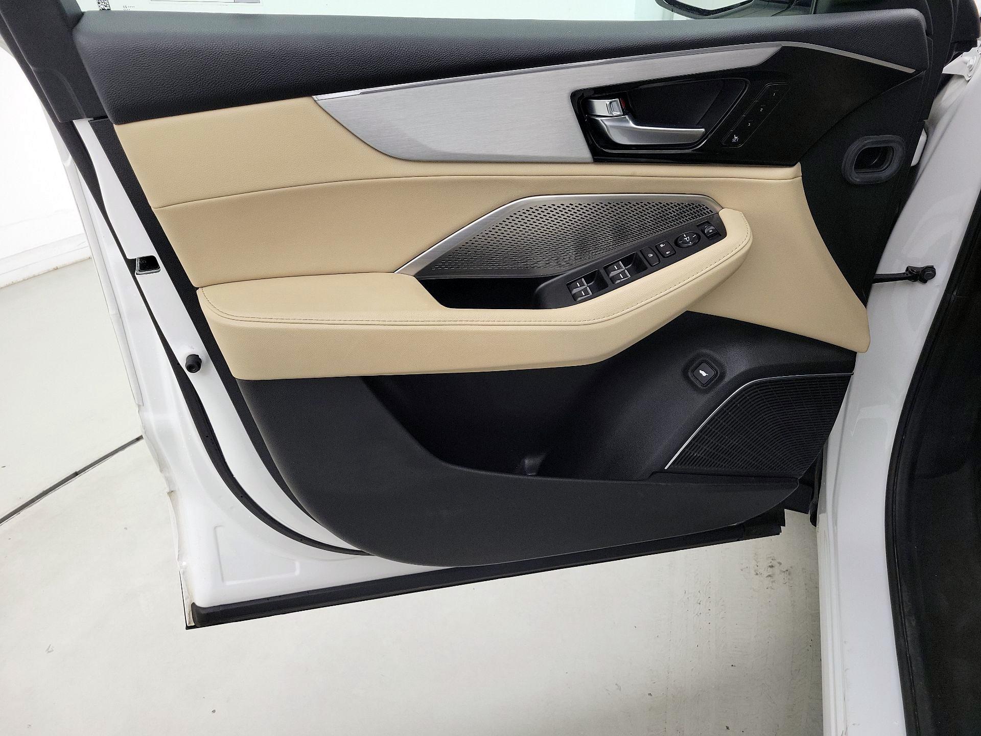 Thumbnail: 2023 Acura MDX - 12