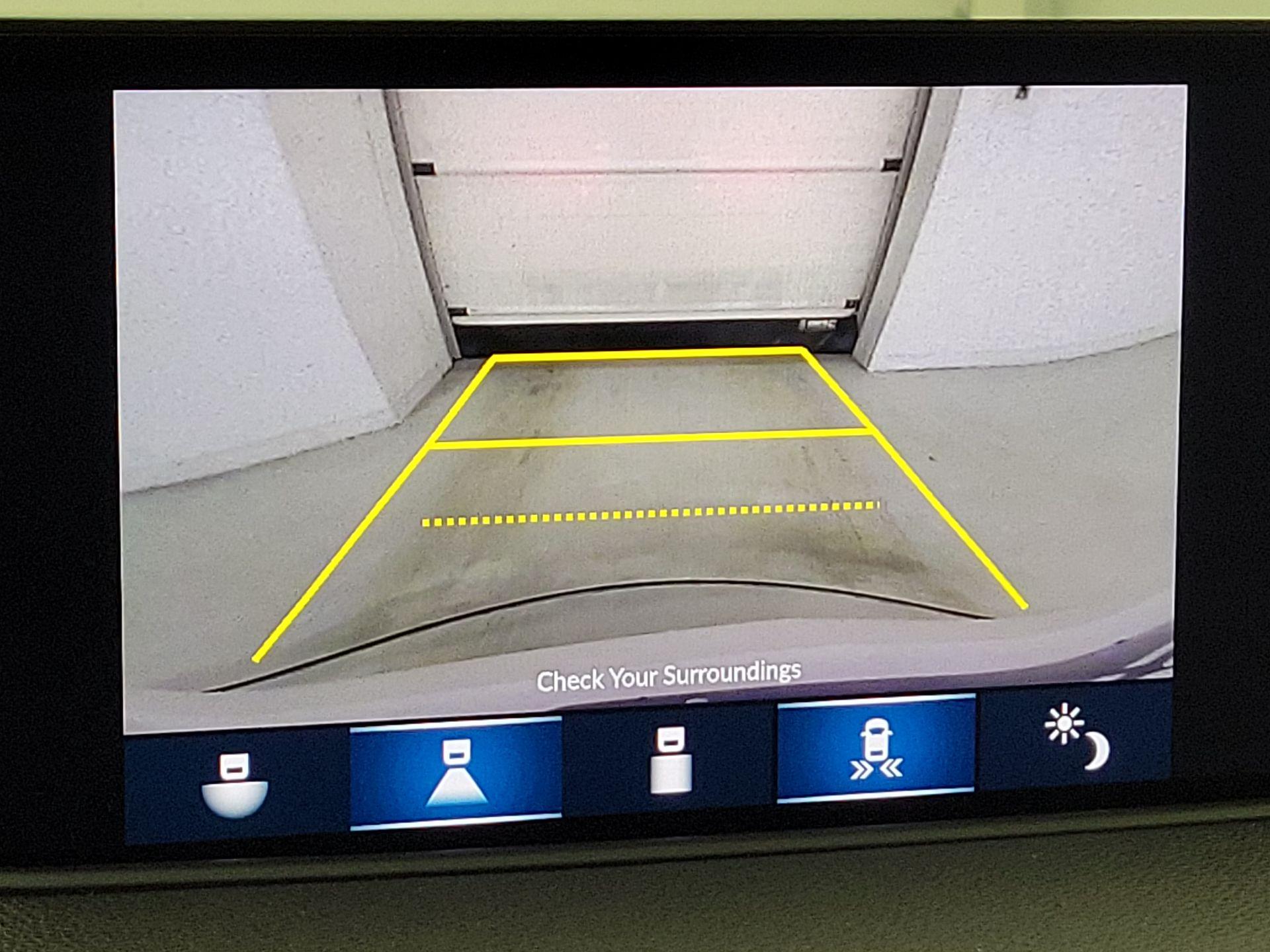 Thumbnail: 2023 Acura MDX - 14