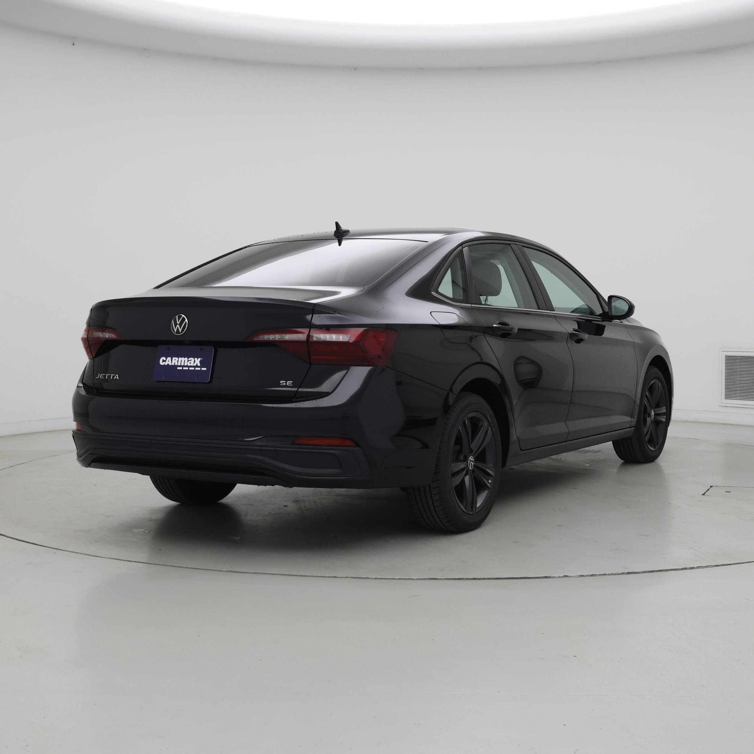 Thumbnail: 2023 Volkswagen Jetta - 8