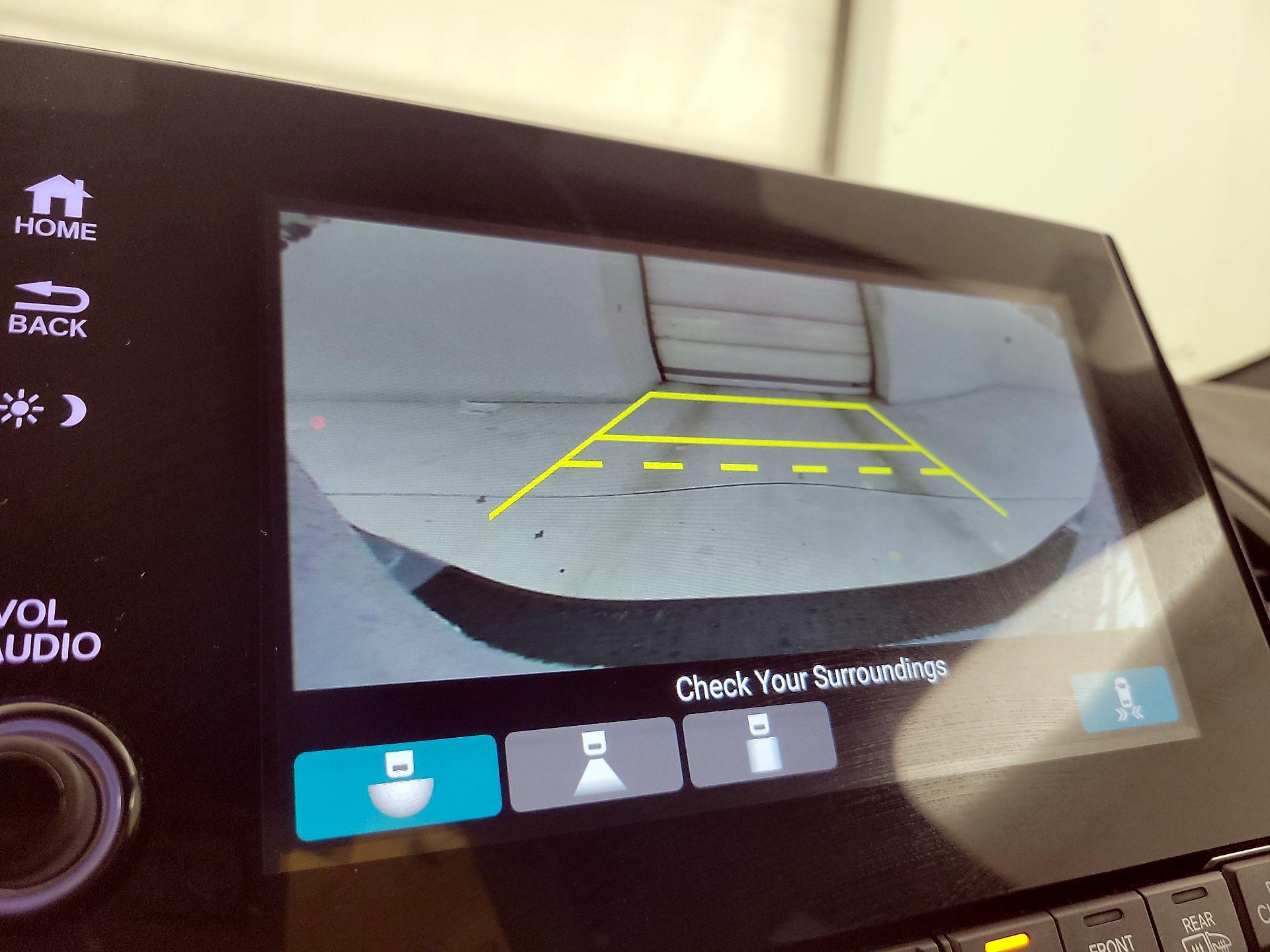 Thumbnail: 2023 Honda Odyssey - 12