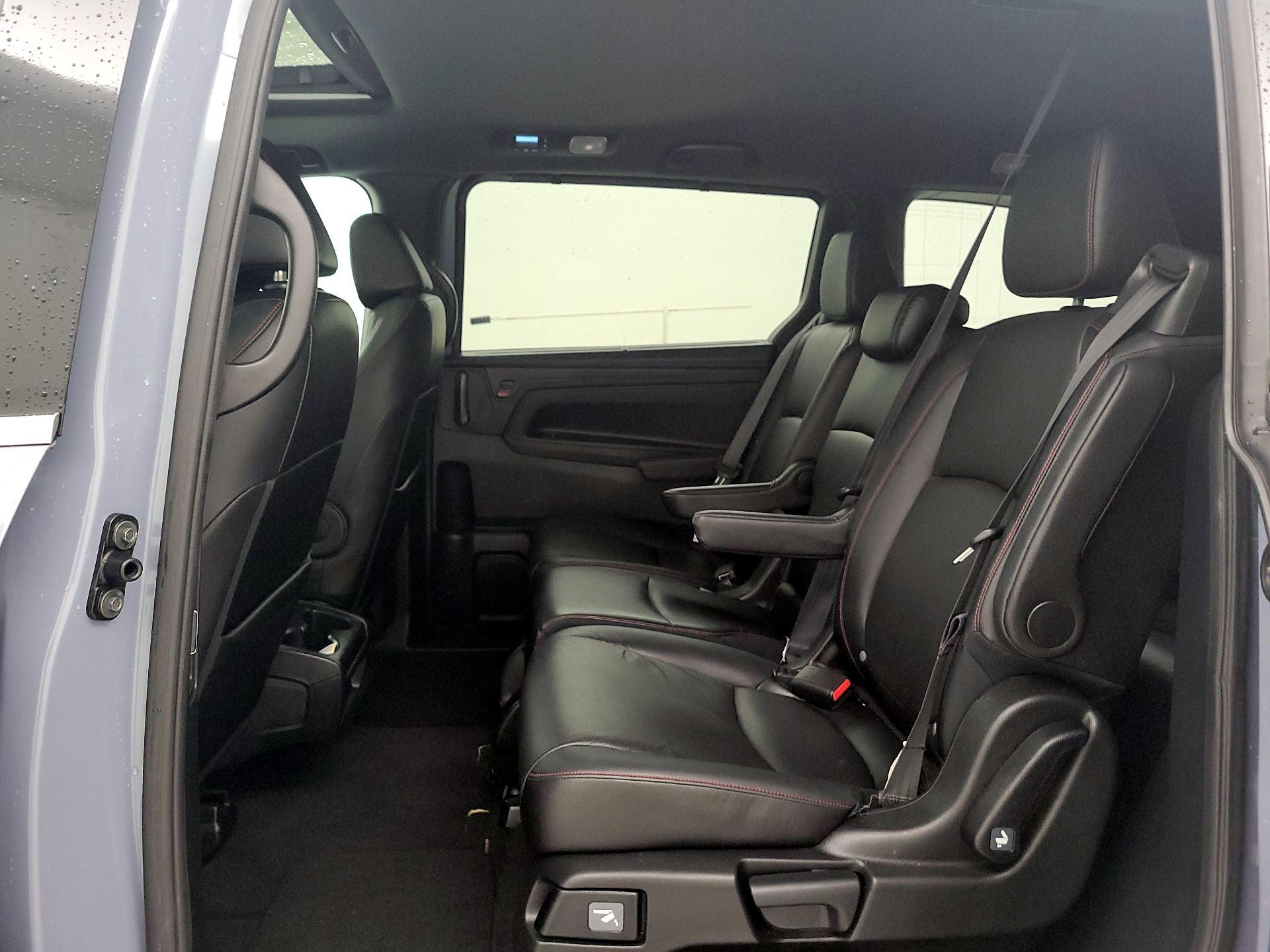 Thumbnail: 2023 Honda Odyssey - 18