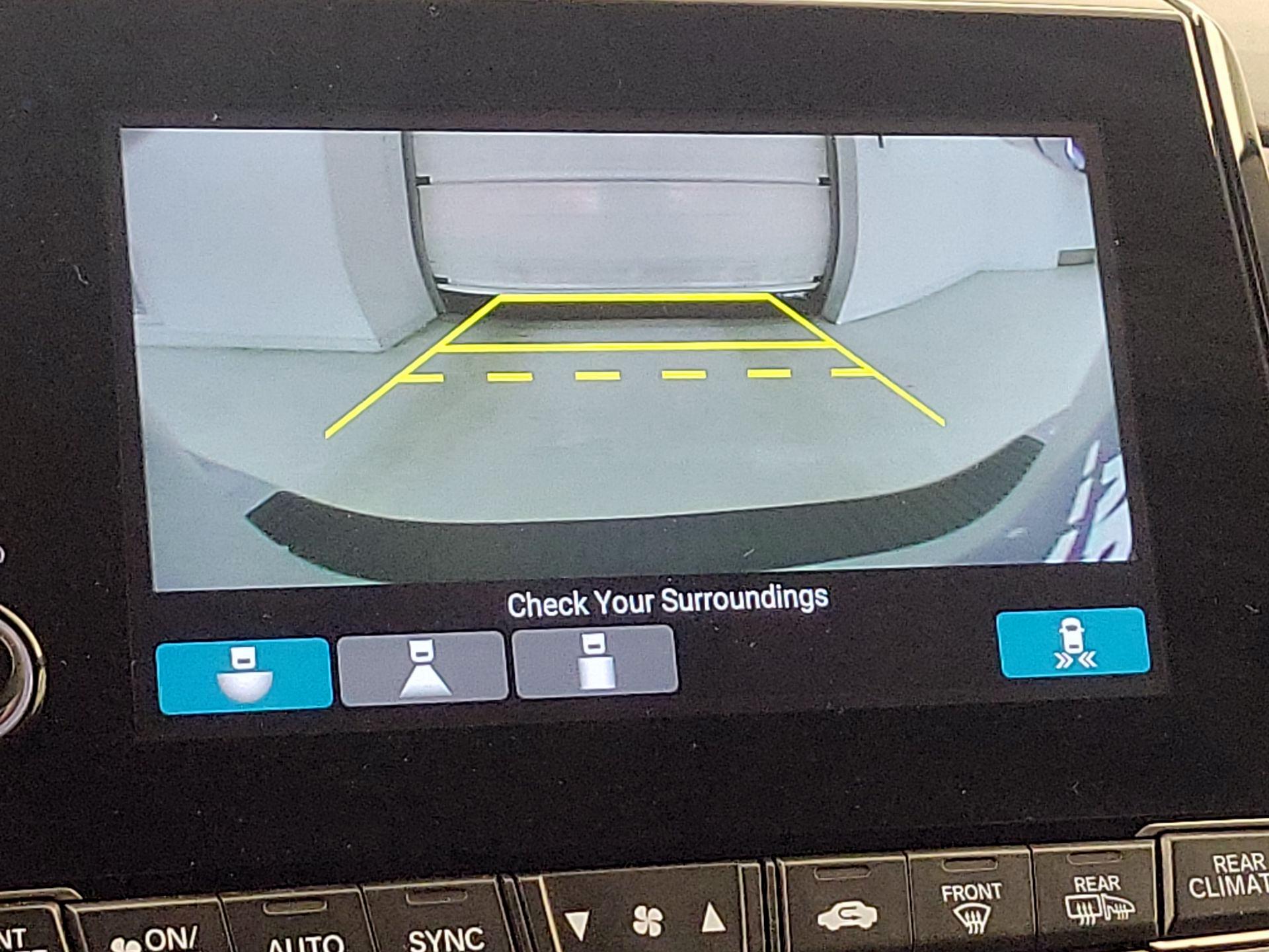 Thumbnail: 2023 Honda Odyssey - 14